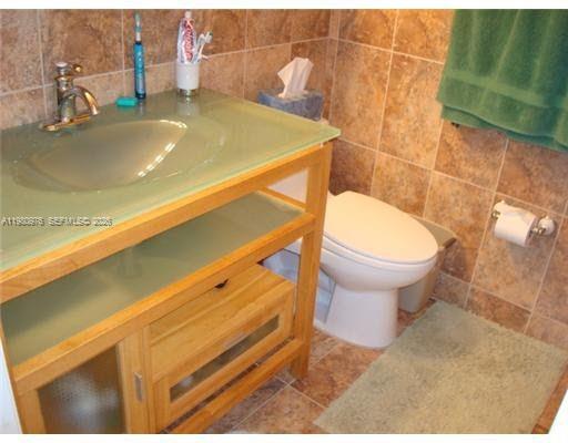 DORAL LANDINGS EAST - Residential Lease