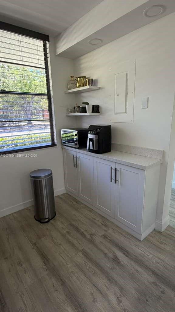 CONDO 18 OF WHITEHALL CON - Residential