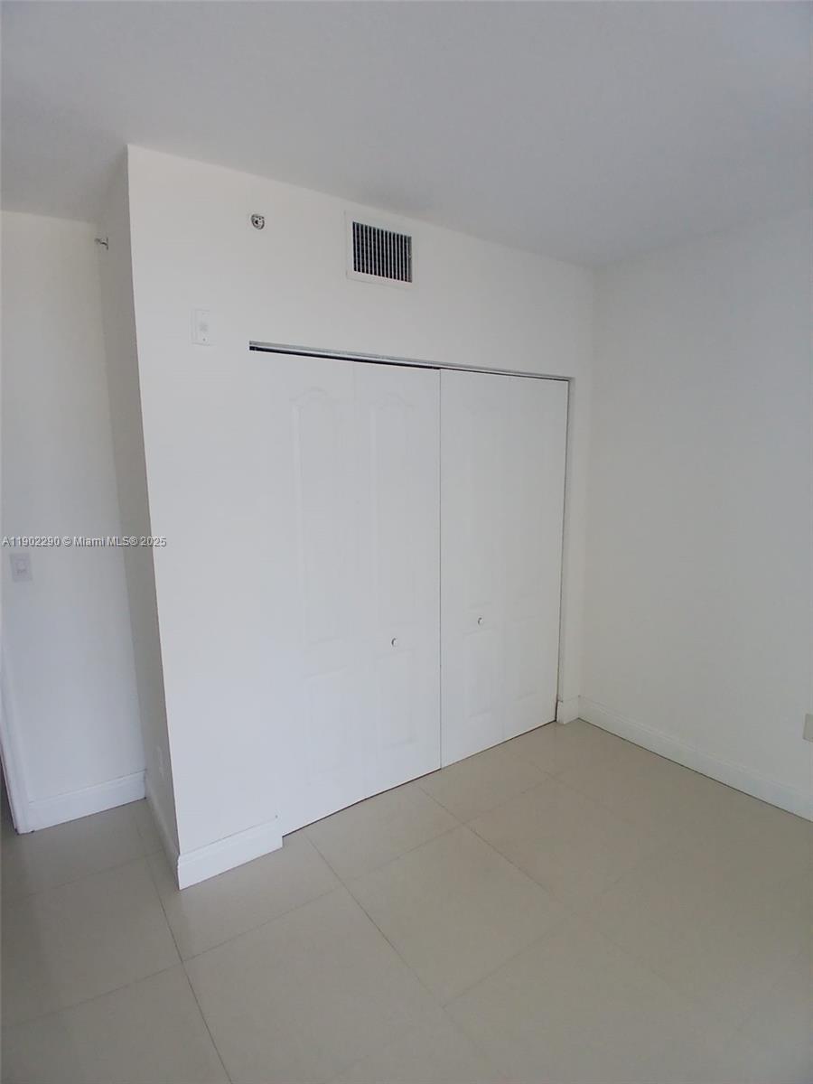 BROADMOOR SUB - Residential Lease