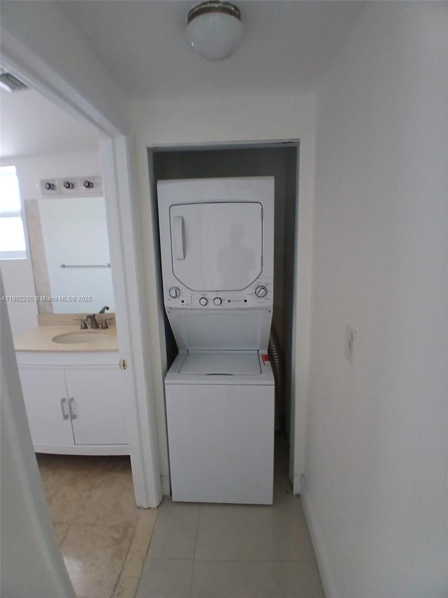 BROADMOOR SUB - Residential Lease