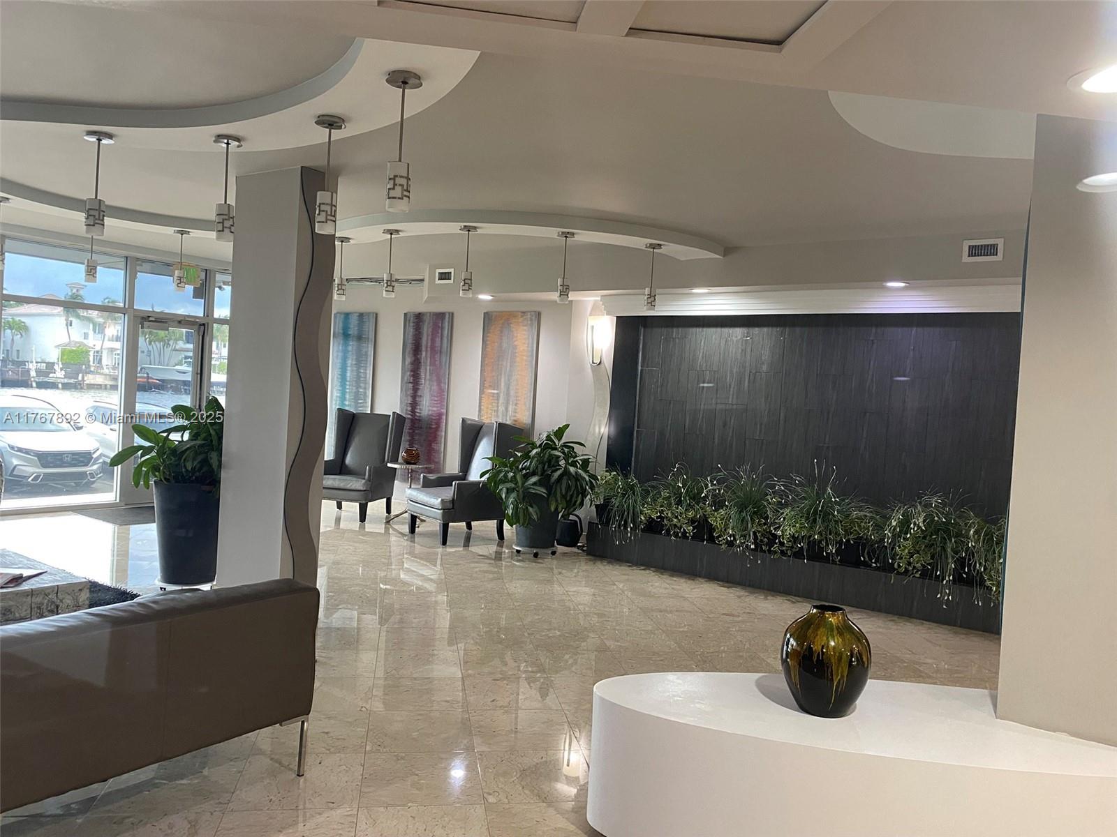 1500 S Ocean Dr PHG