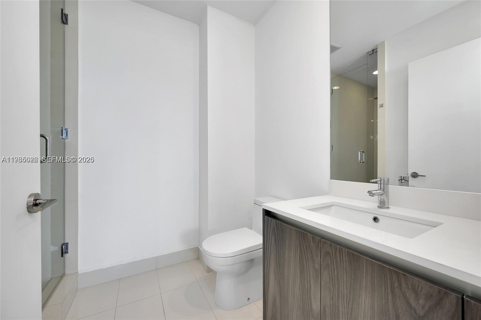 GRAN PARAISO CONDO - Residential Lease