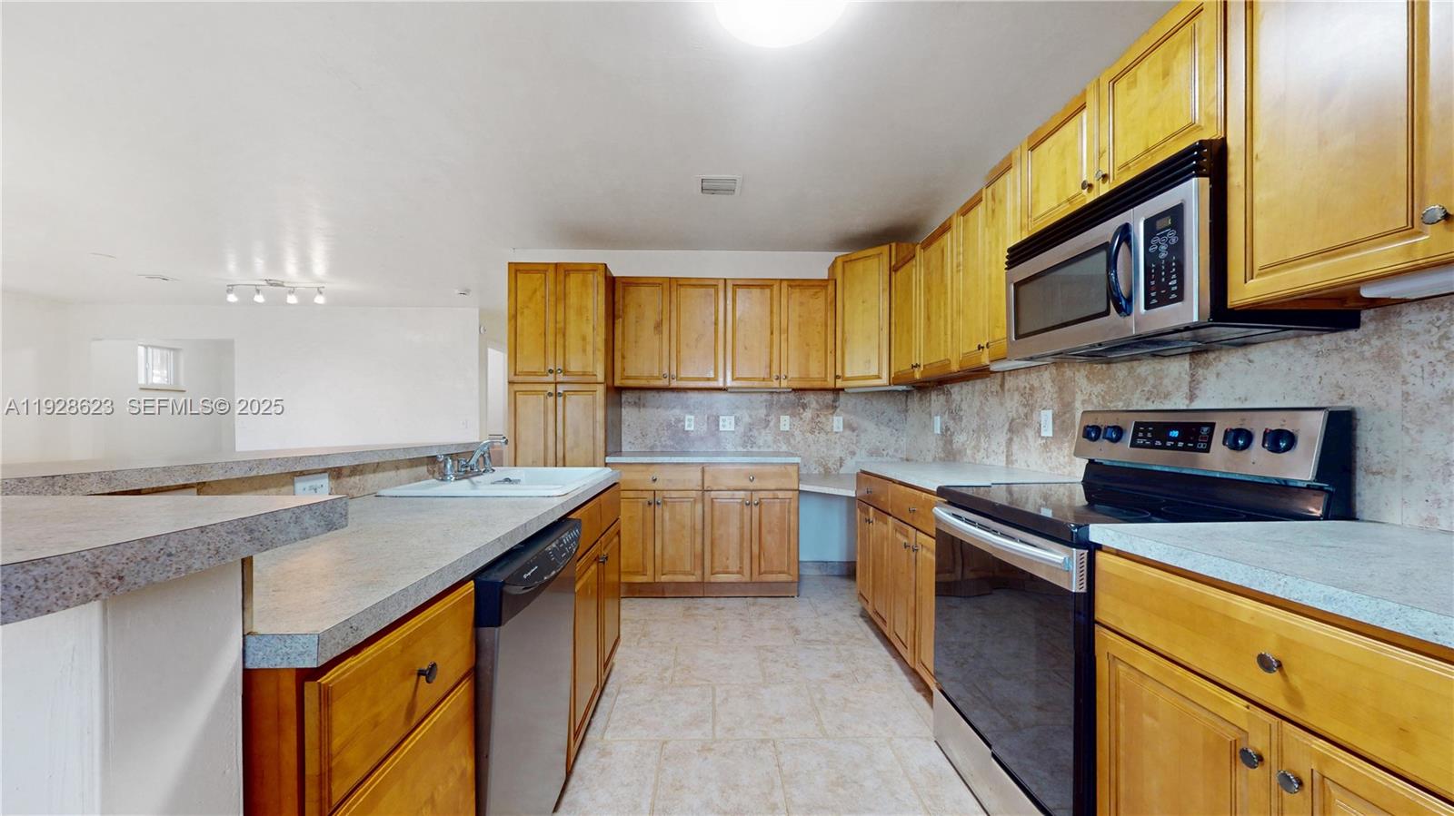 UNPLATTED - Residential Lease