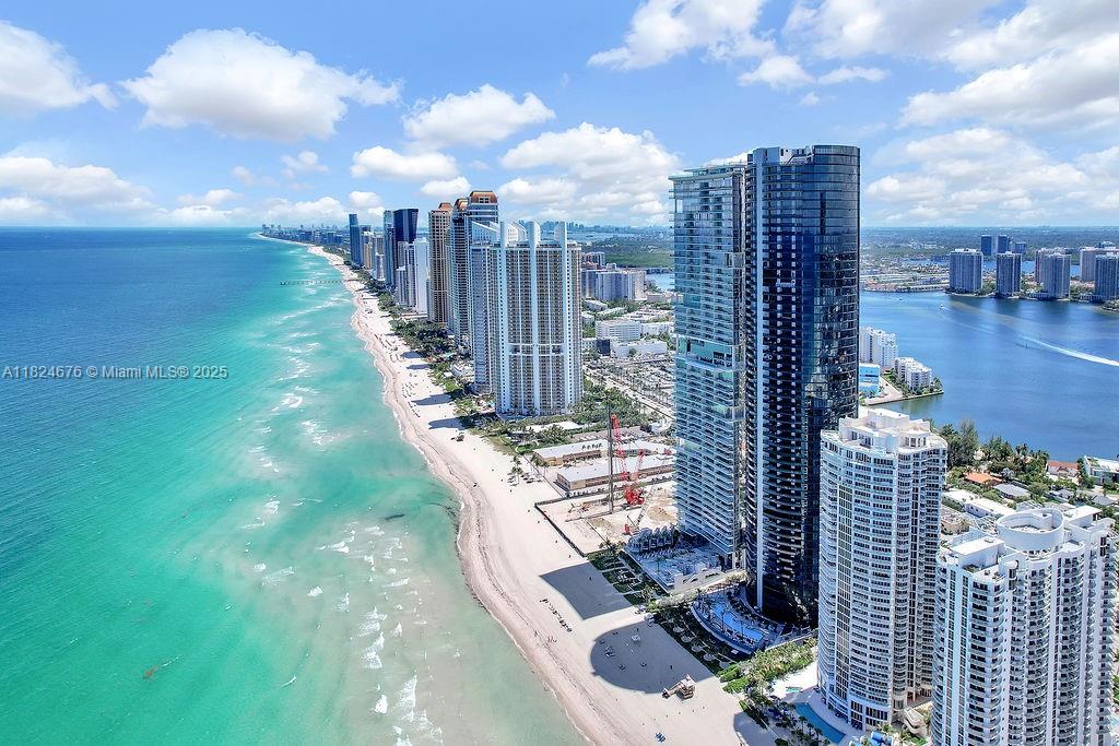 18555 Collins Ave 2605, Sunny Isles Beach, FL, 33160/$4,299,000 1 18555 Collins Ave 2605