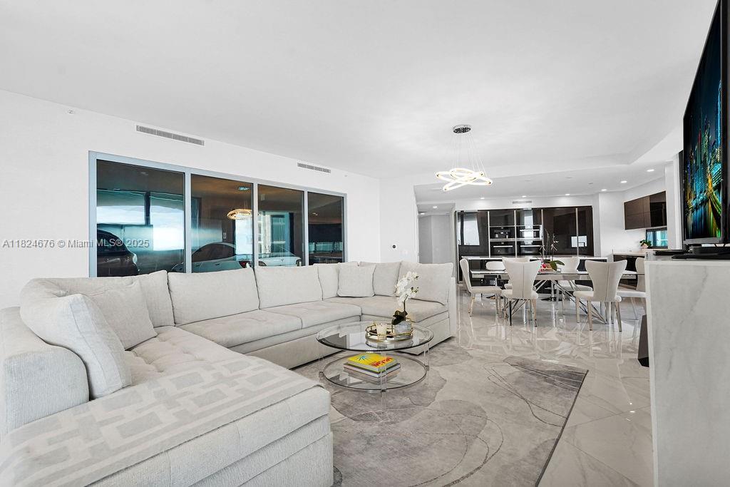 18555 Collins Ave 2605, Sunny Isles Beach, FL, 33160/$4,299,000 3 18555 Collins Ave 2605