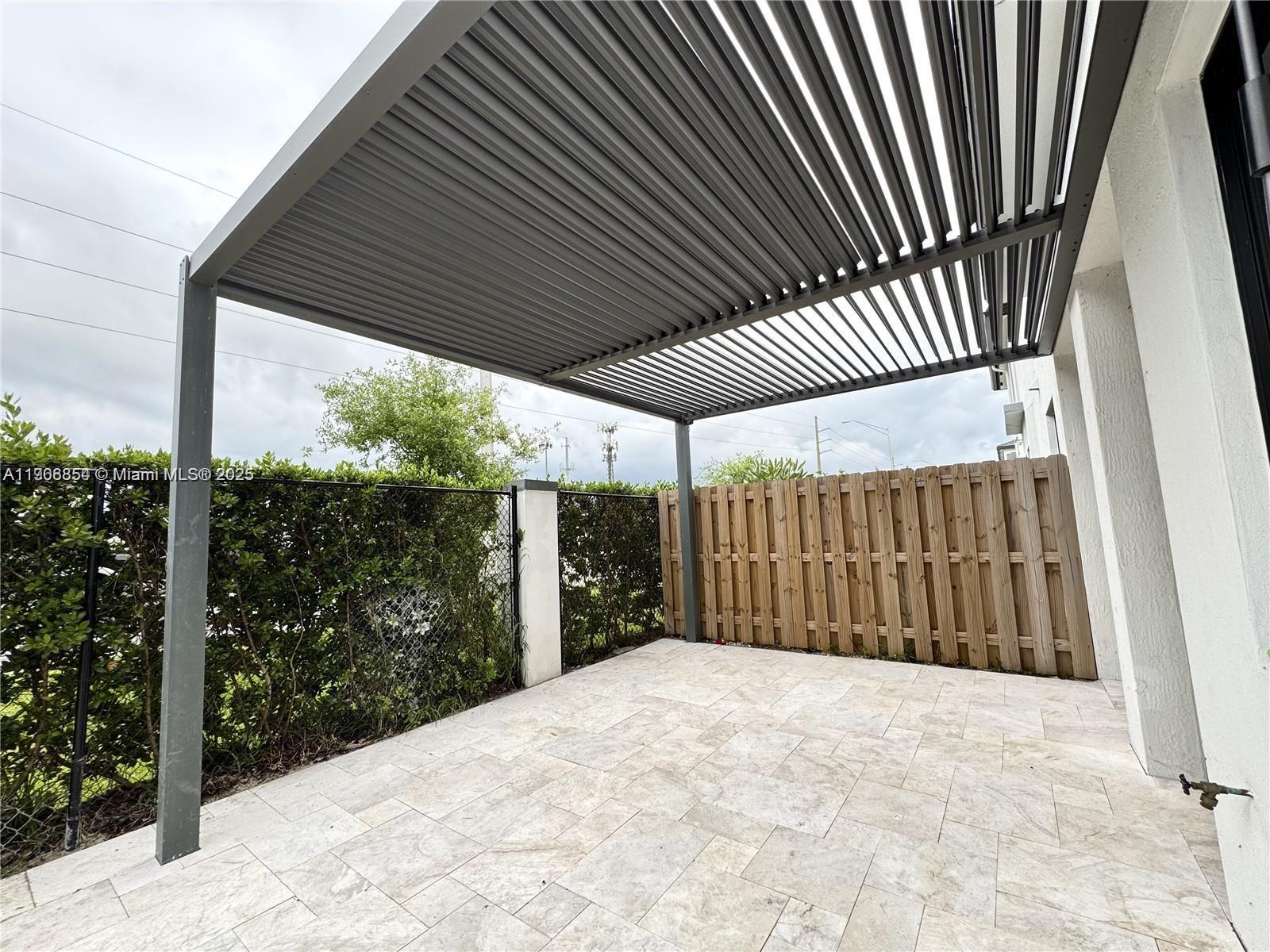 CENTURY GARDEN SOUTH - Residential