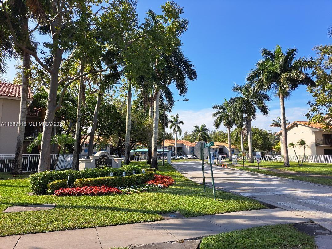 PALM BEACH PLACE CONDO - Residential Lease