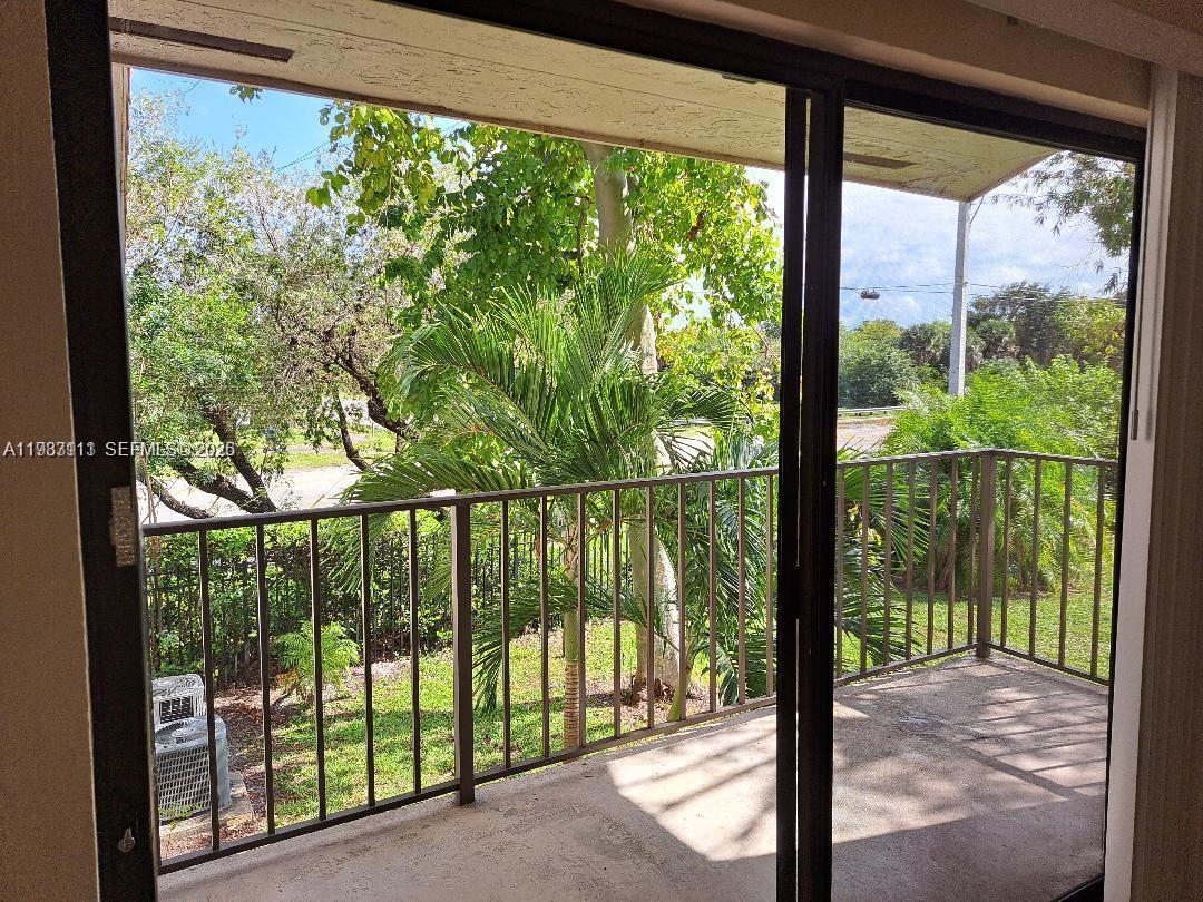 PALM BEACH PLACE CONDO - Residential Lease