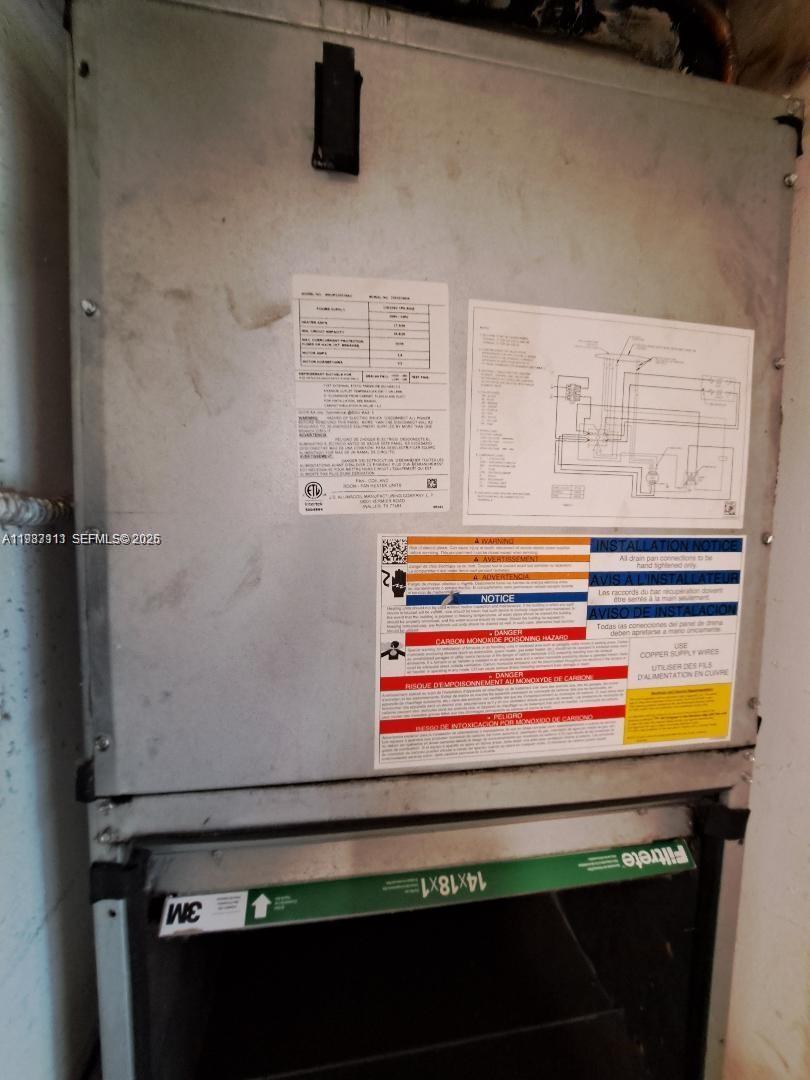 PALM BEACH PLACE CONDO - Residential Lease