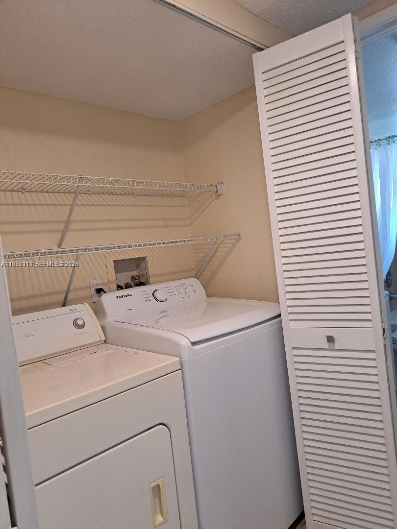 PALM BEACH PLACE CONDO - Residential Lease