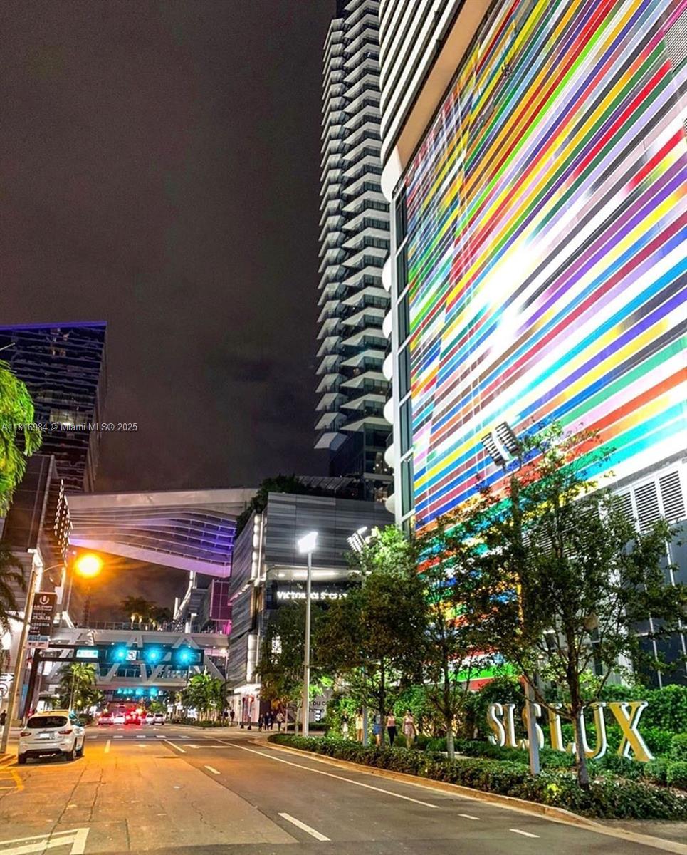 801 S Miami Ave 509