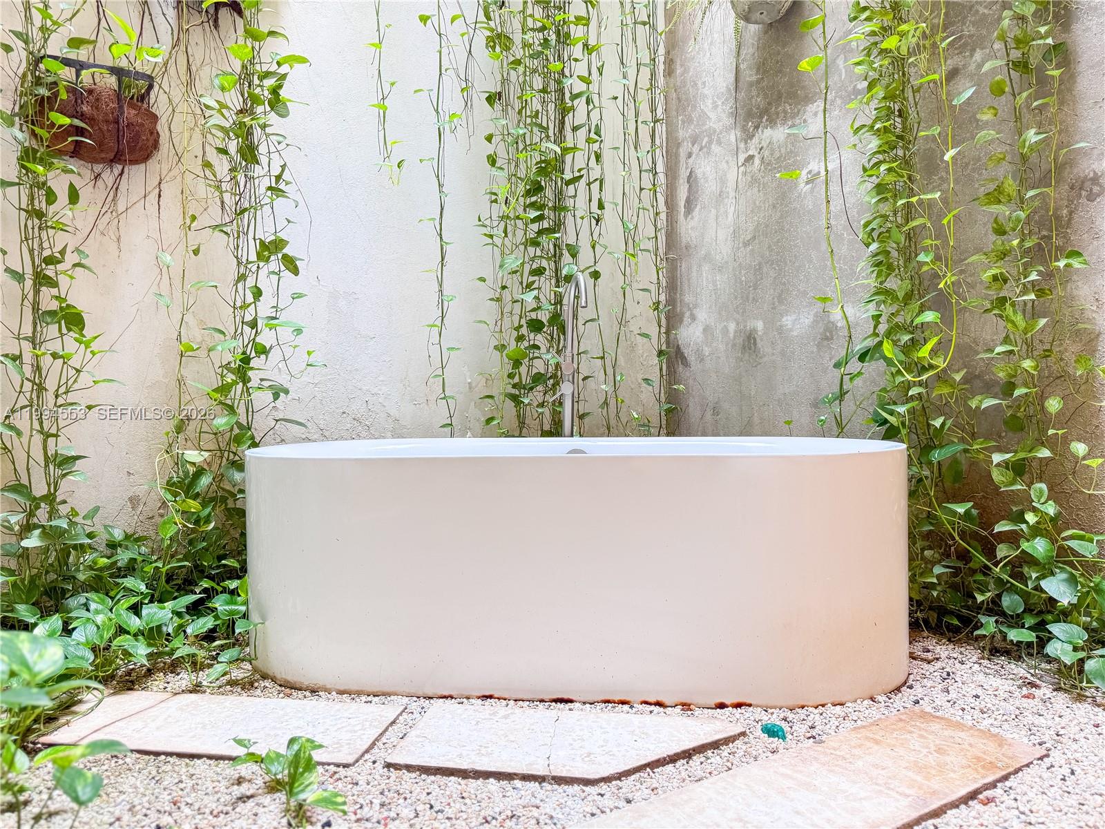 Getsemaní - Residential Income