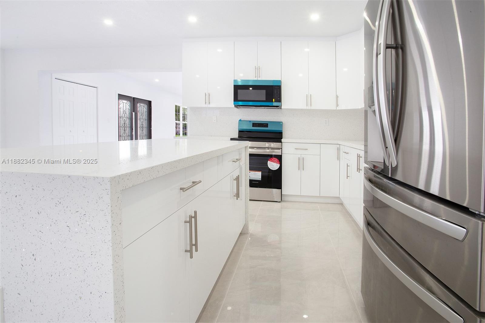 HIGHLAND MANOR SEC 5 - Residential Lease