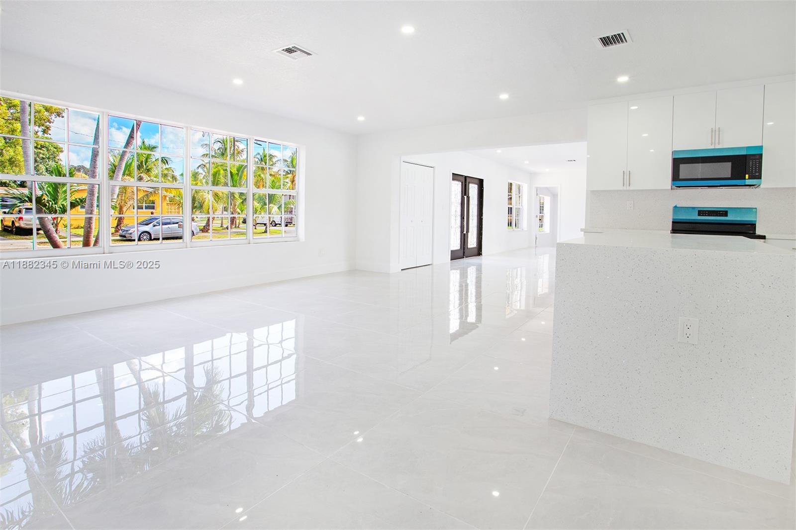 HIGHLAND MANOR SEC 5 - Residential Lease