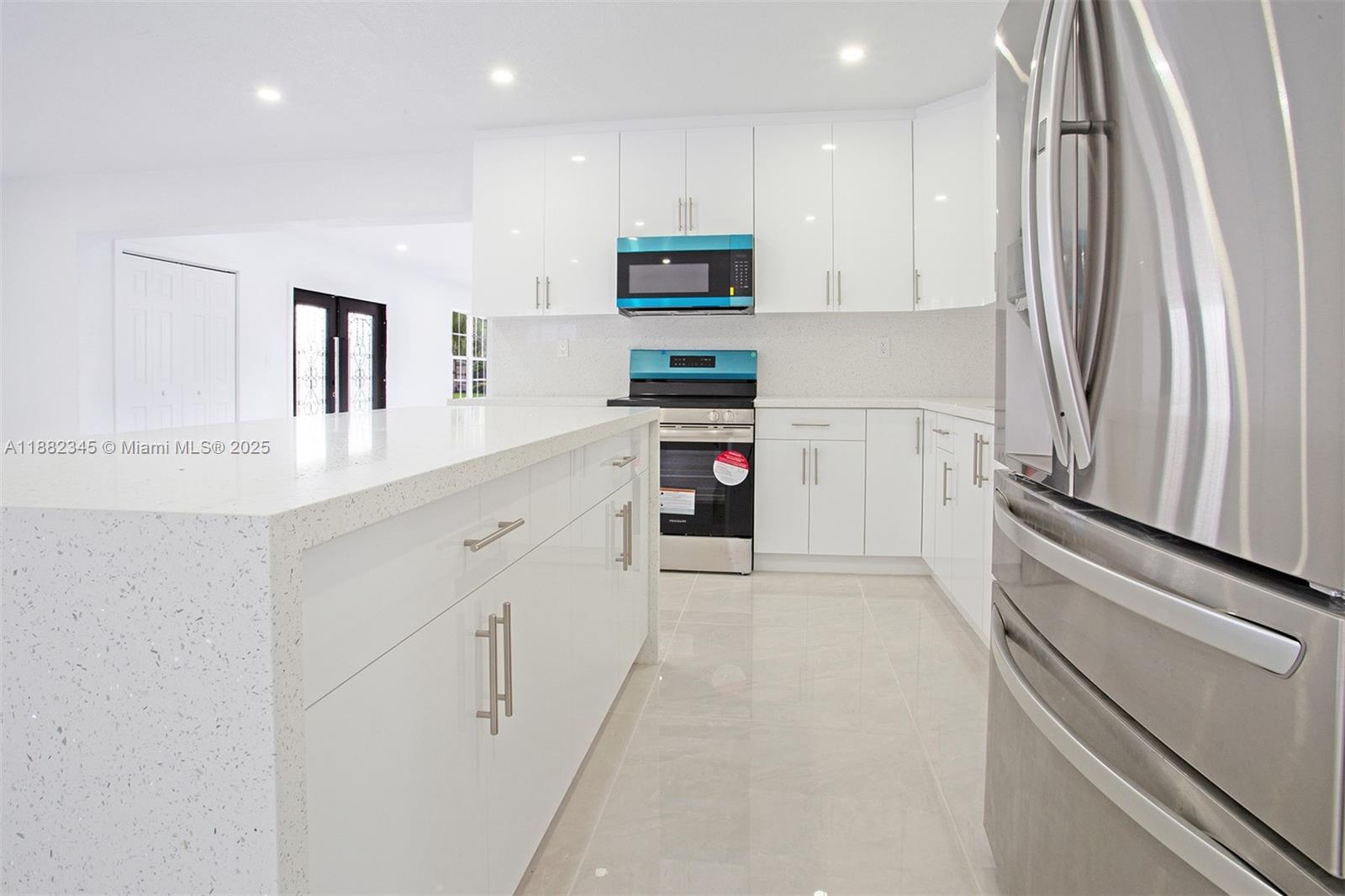 HIGHLAND MANOR SEC 5 - Residential Lease