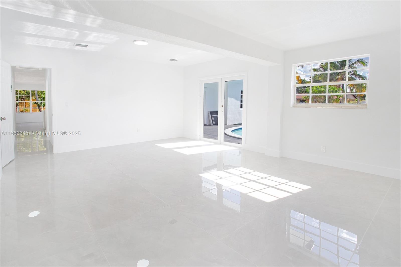 HIGHLAND MANOR SEC 5 - Residential Lease