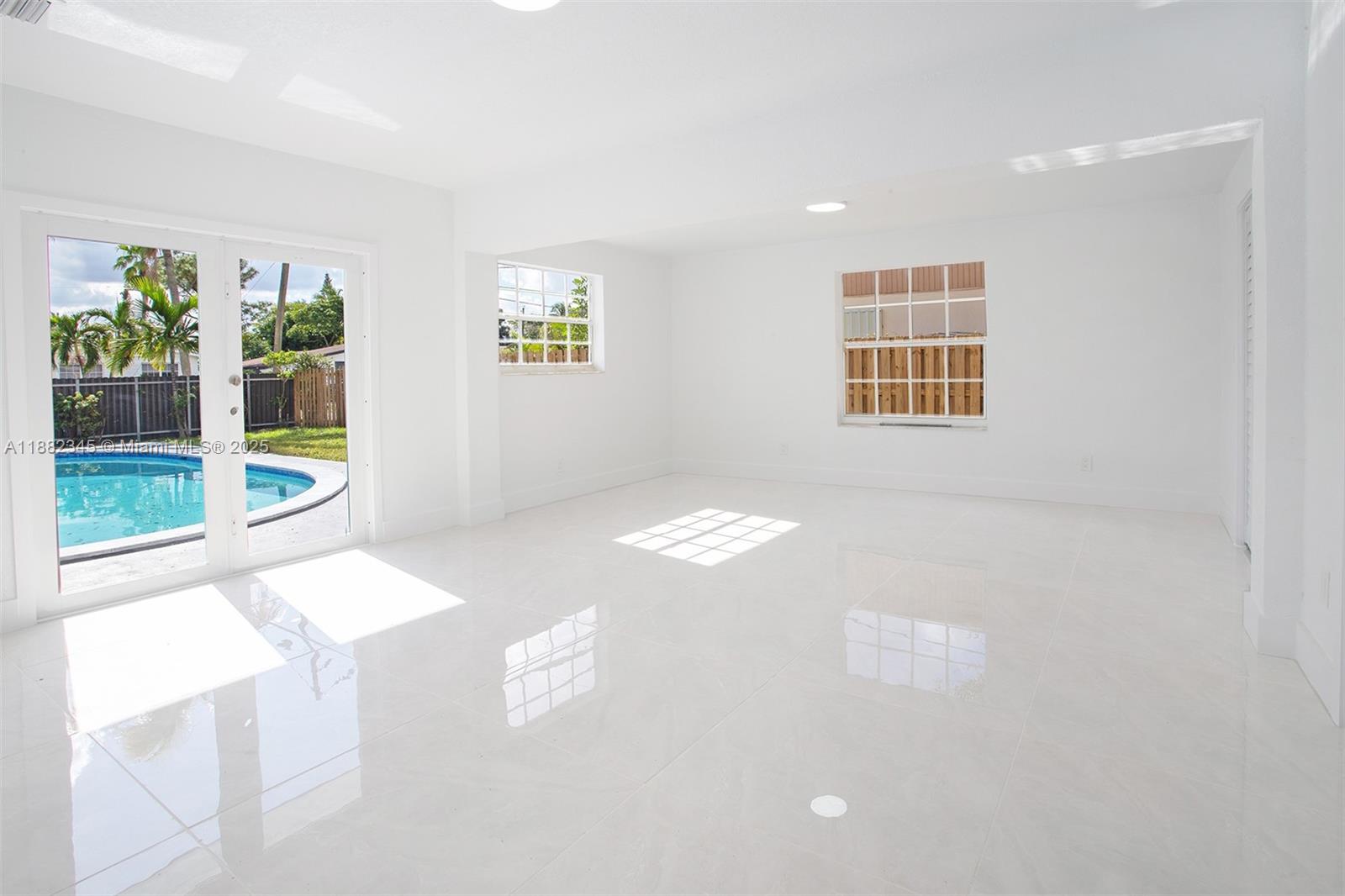 HIGHLAND MANOR SEC 5 - Residential Lease