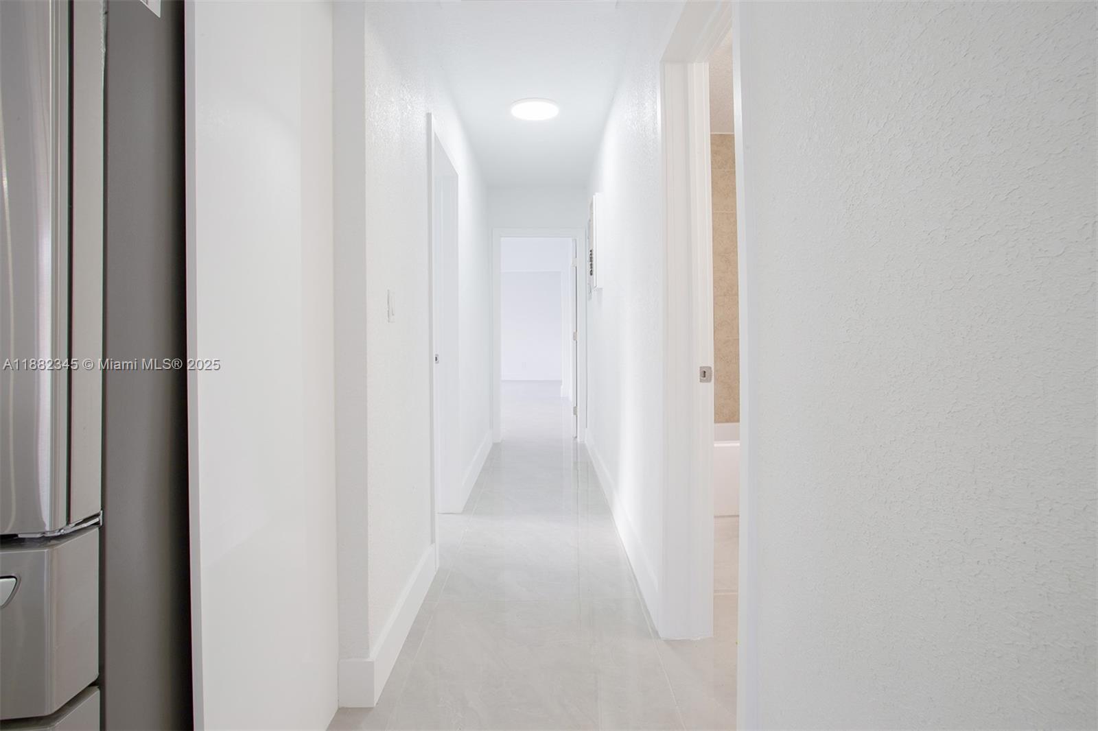 HIGHLAND MANOR SEC 5 - Residential Lease