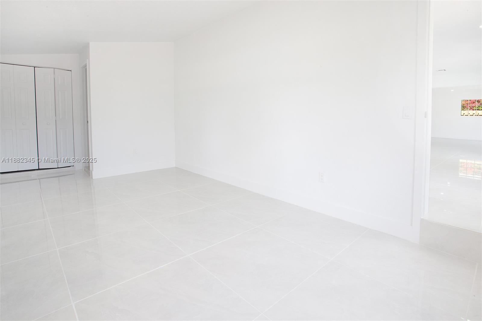 HIGHLAND MANOR SEC 5 - Residential Lease