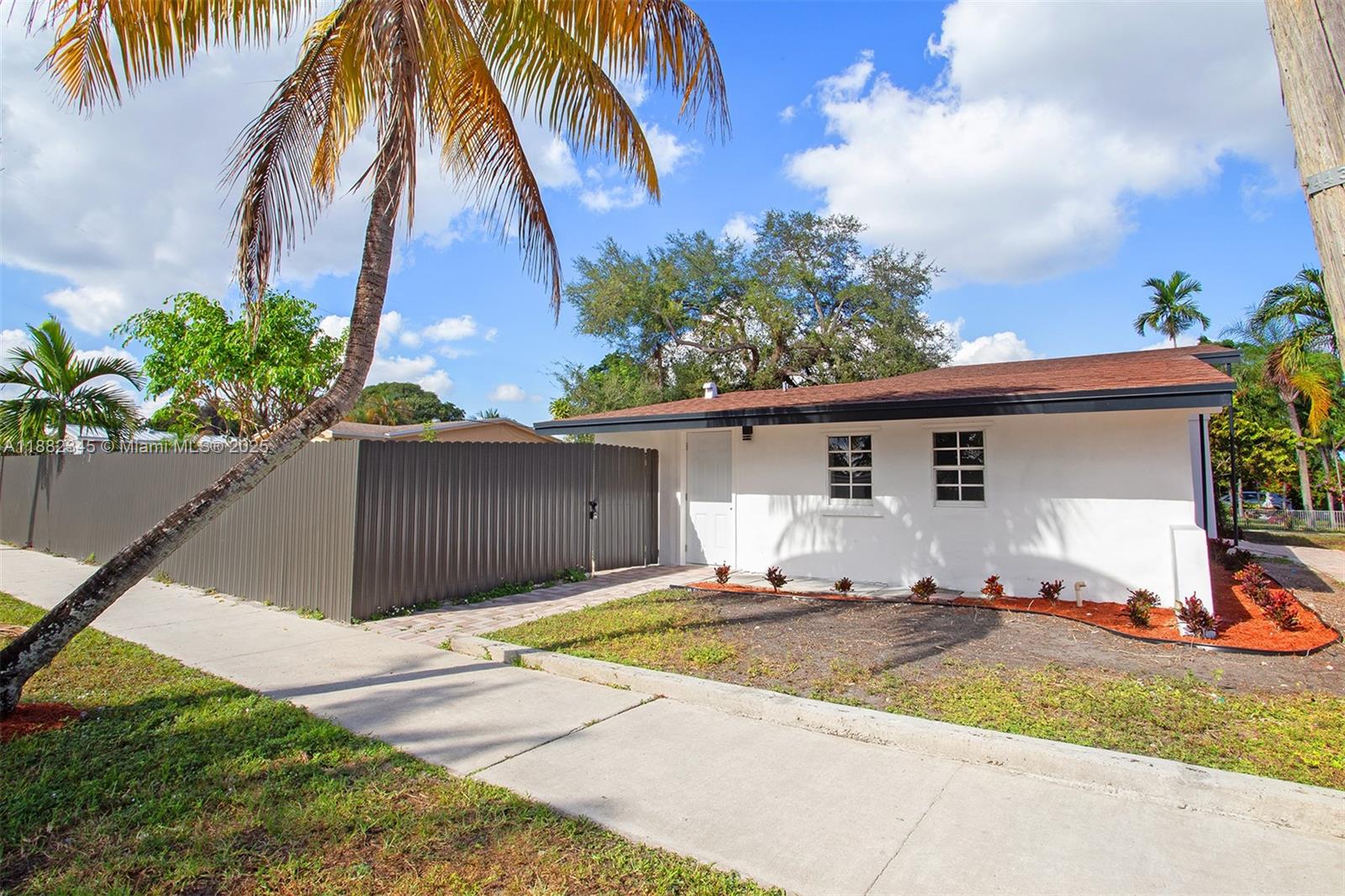 HIGHLAND MANOR SEC 5 - Residential Lease