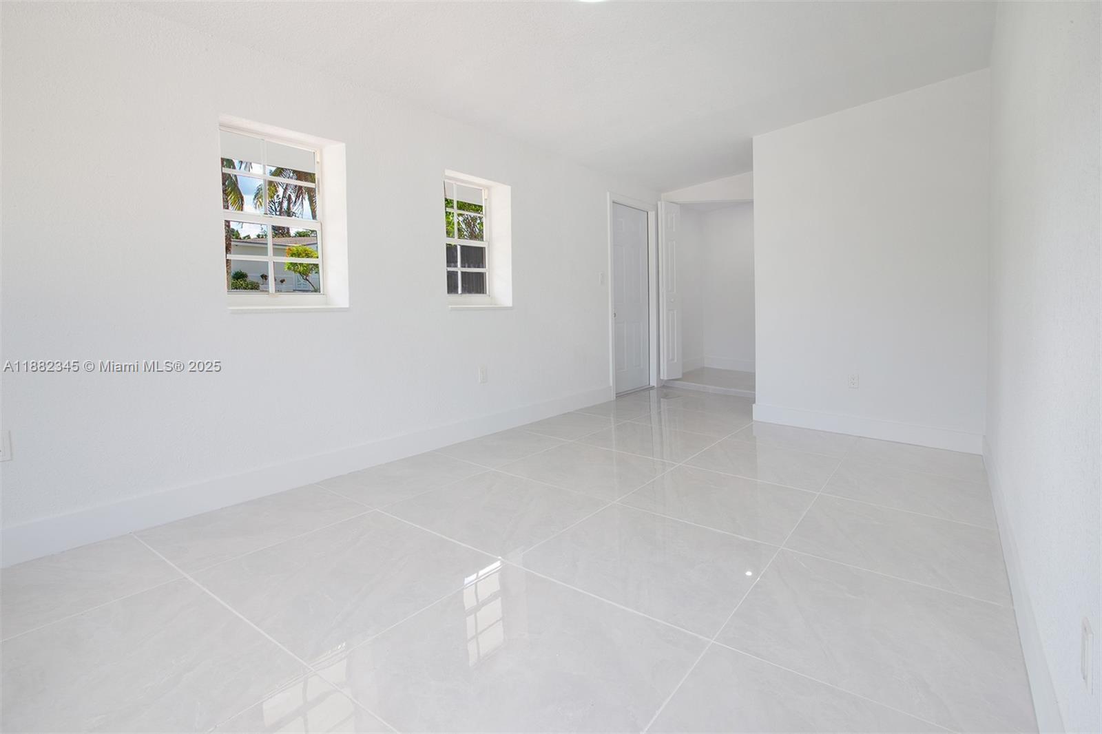 HIGHLAND MANOR SEC 5 - Residential Lease