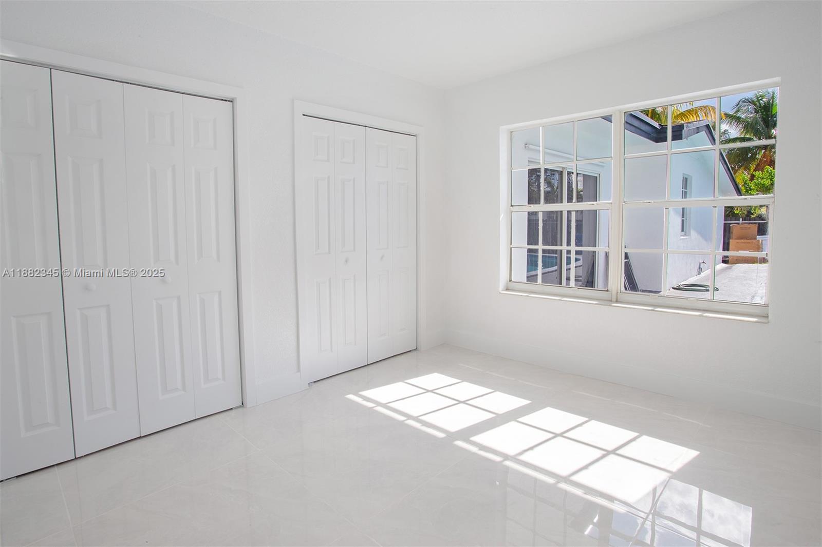 HIGHLAND MANOR SEC 5 - Residential Lease