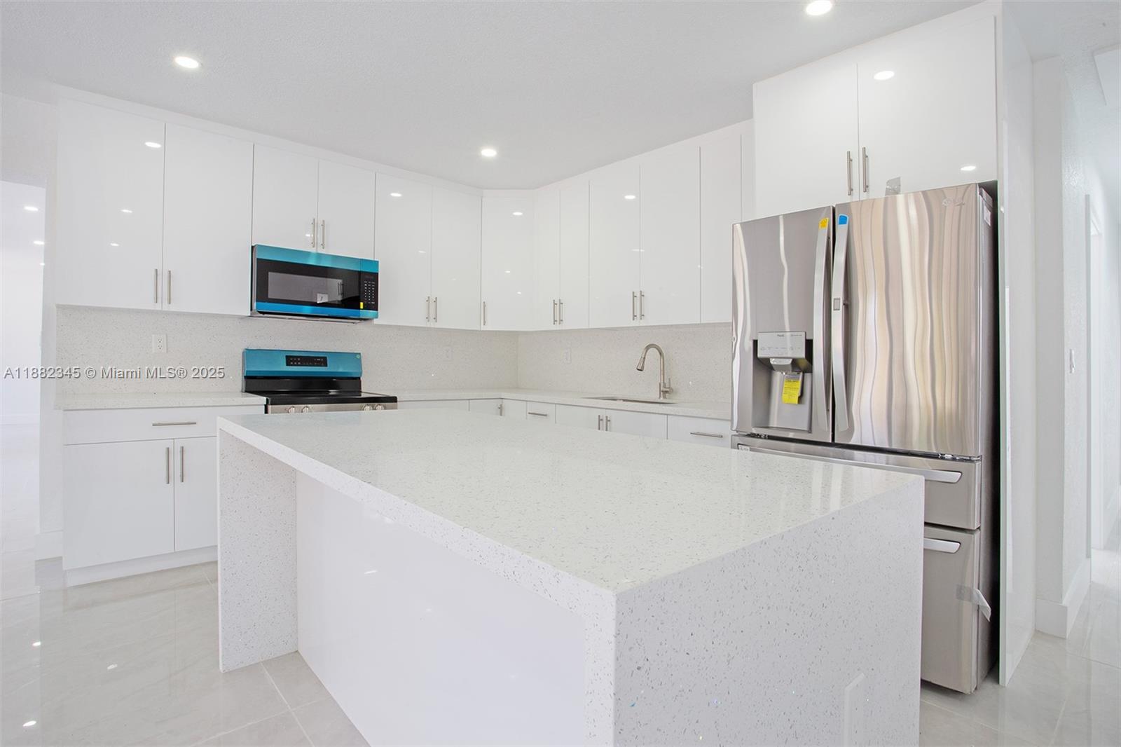 HIGHLAND MANOR SEC 5 - Residential Lease
