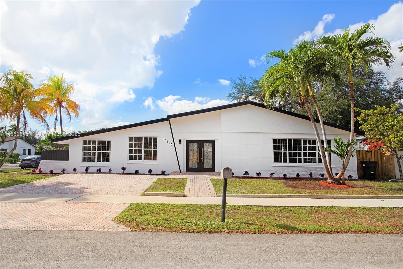 HIGHLAND MANOR SEC 5 - Residential Lease