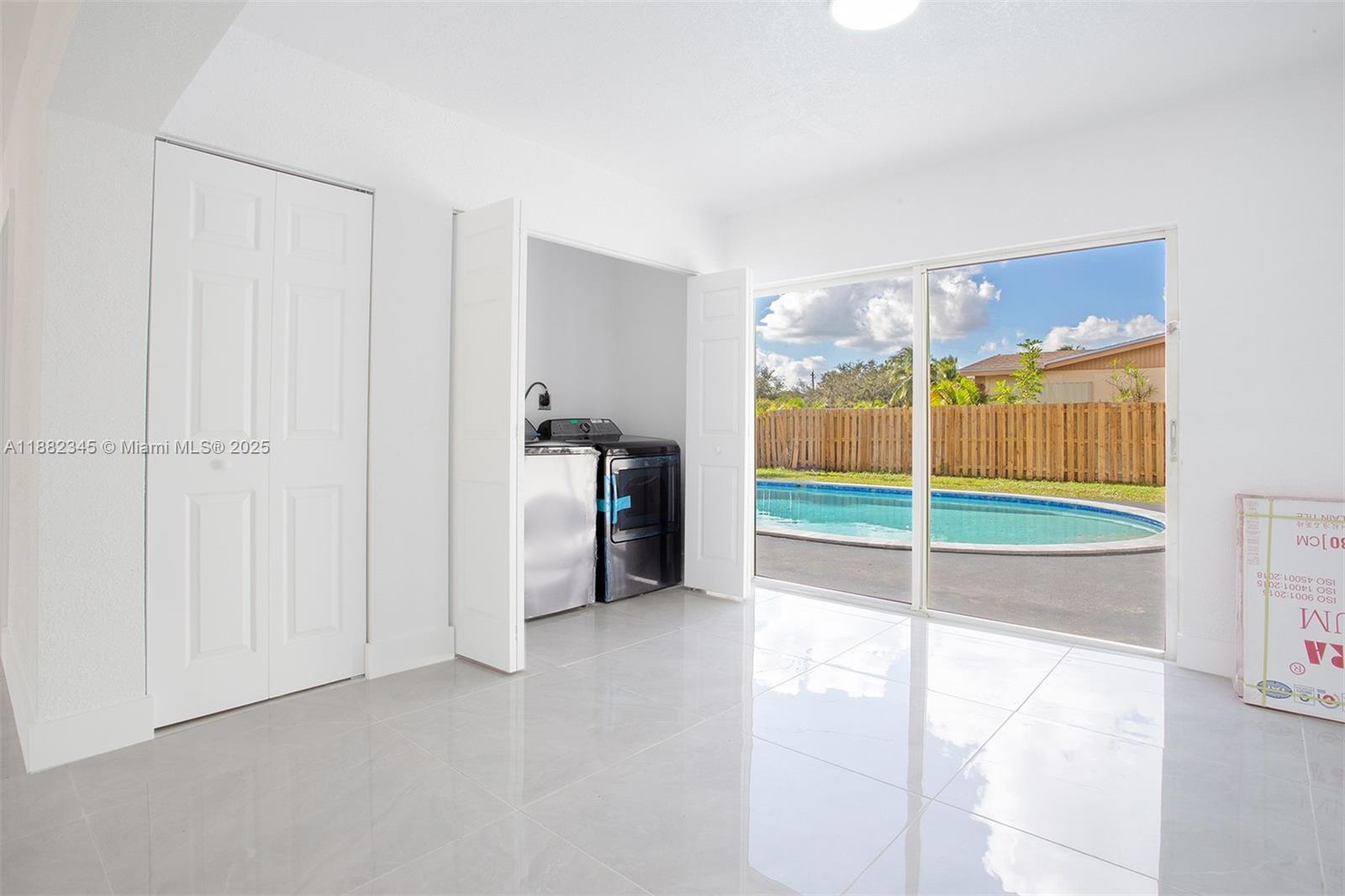 HIGHLAND MANOR SEC 5 - Residential Lease