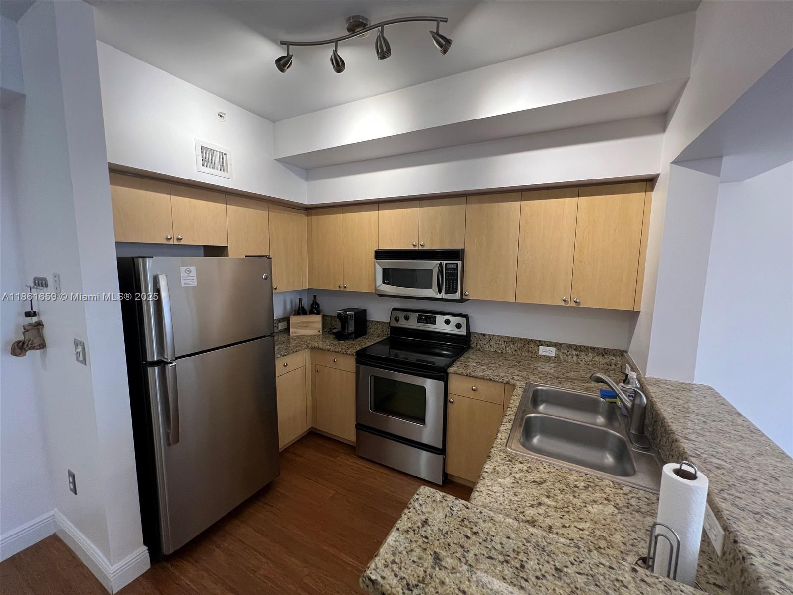 2965 NE 185th St 1503