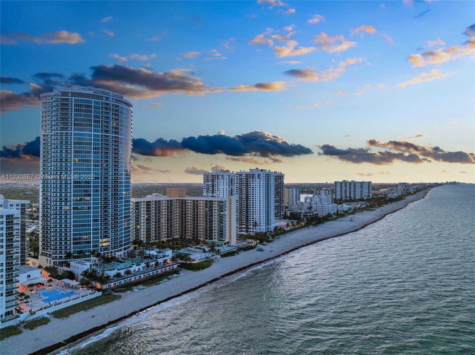 Trump Hollywood - Residential