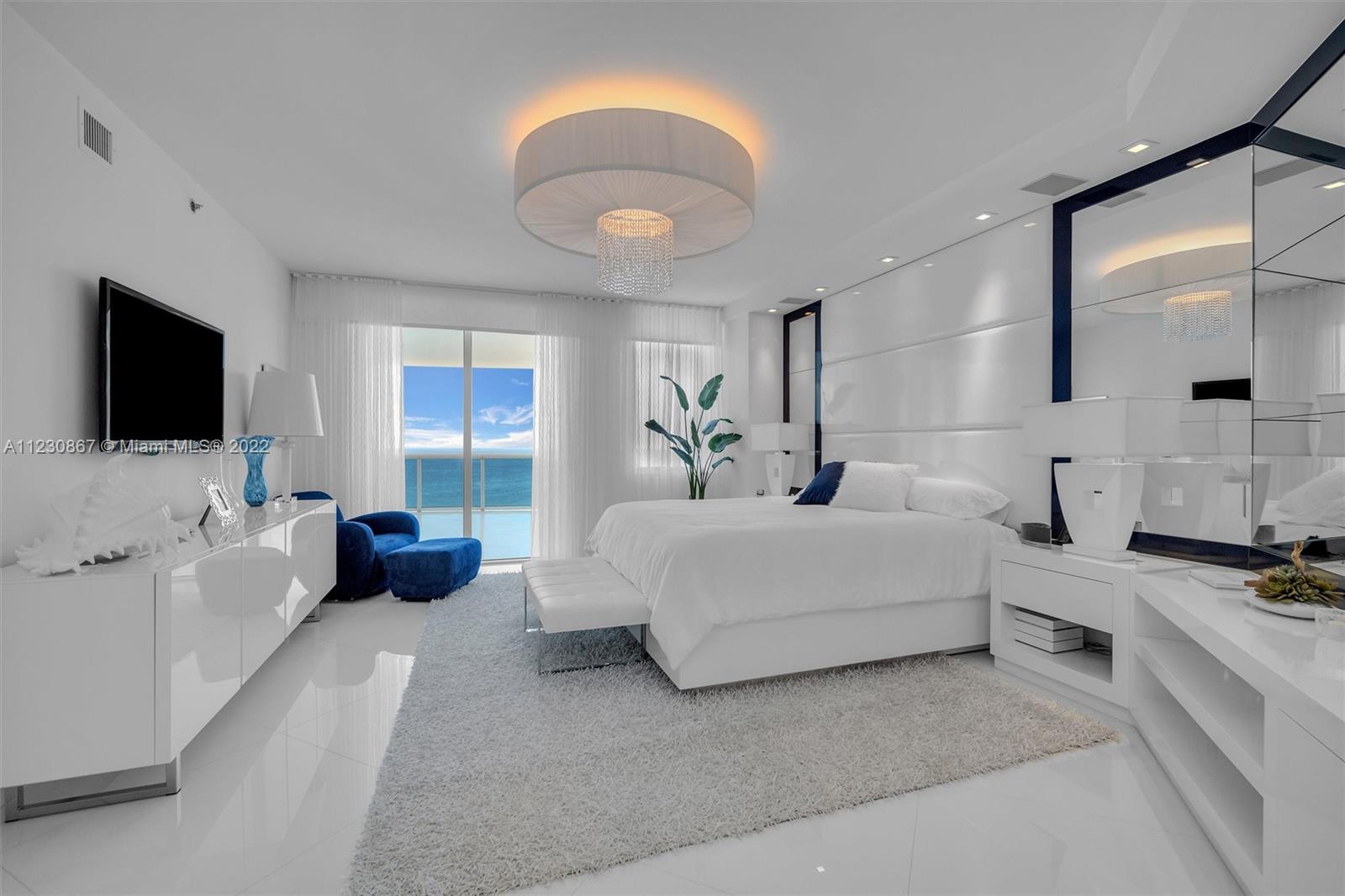 Trump Hollywood - Residential