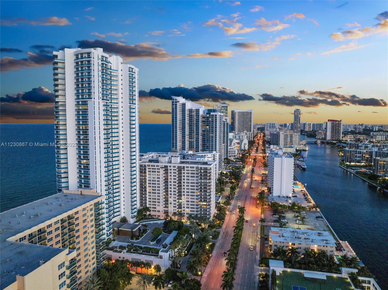 Trump Hollywood - Residential