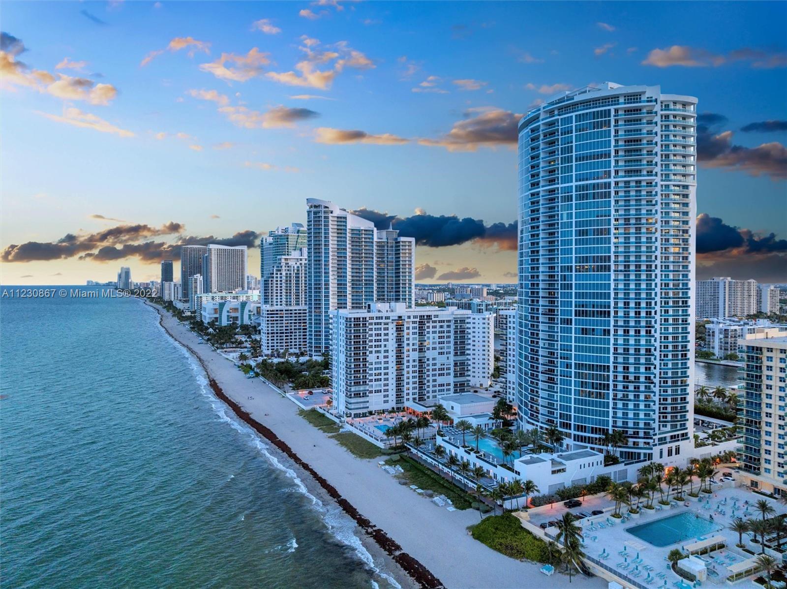 Trump Hollywood - Residential