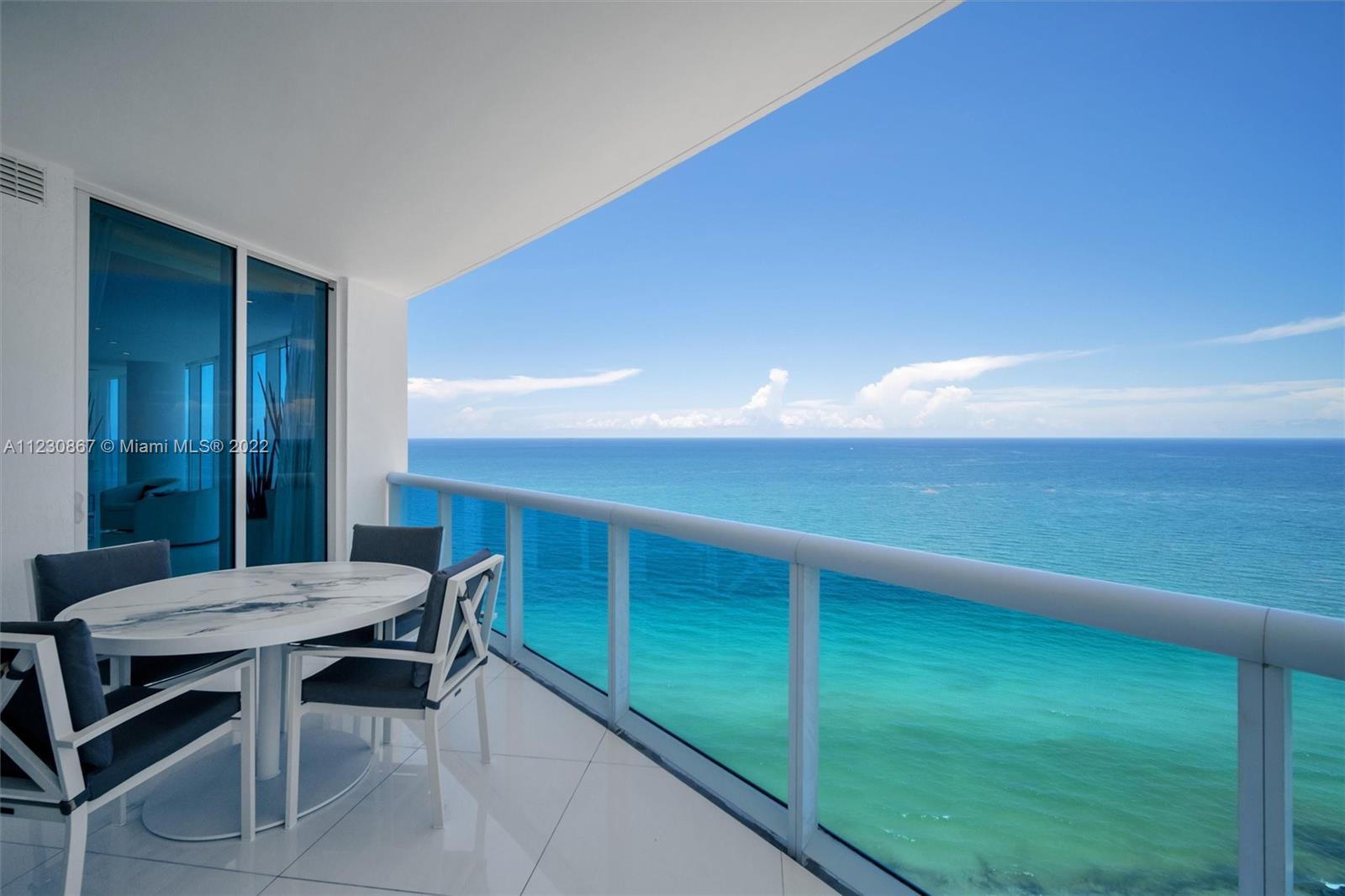 Trump Hollywood - Residential