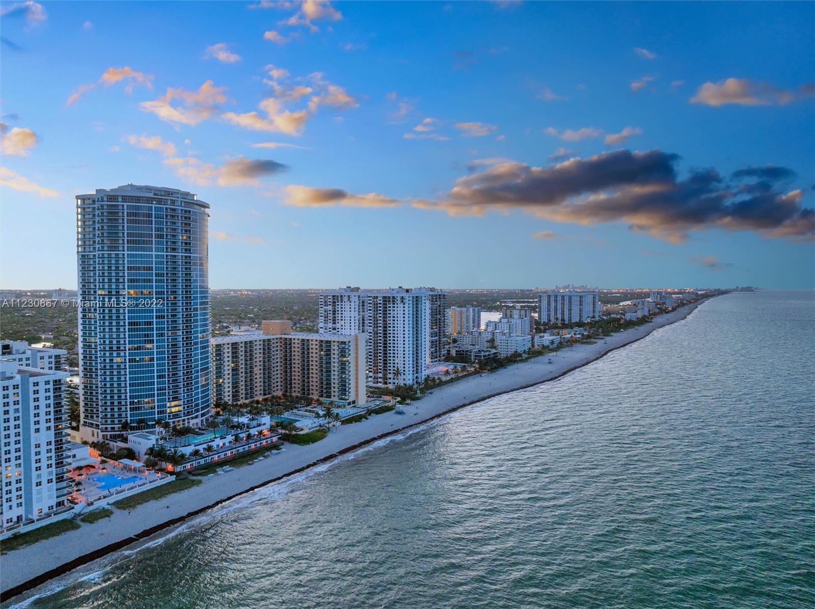 Trump Hollywood - Residential