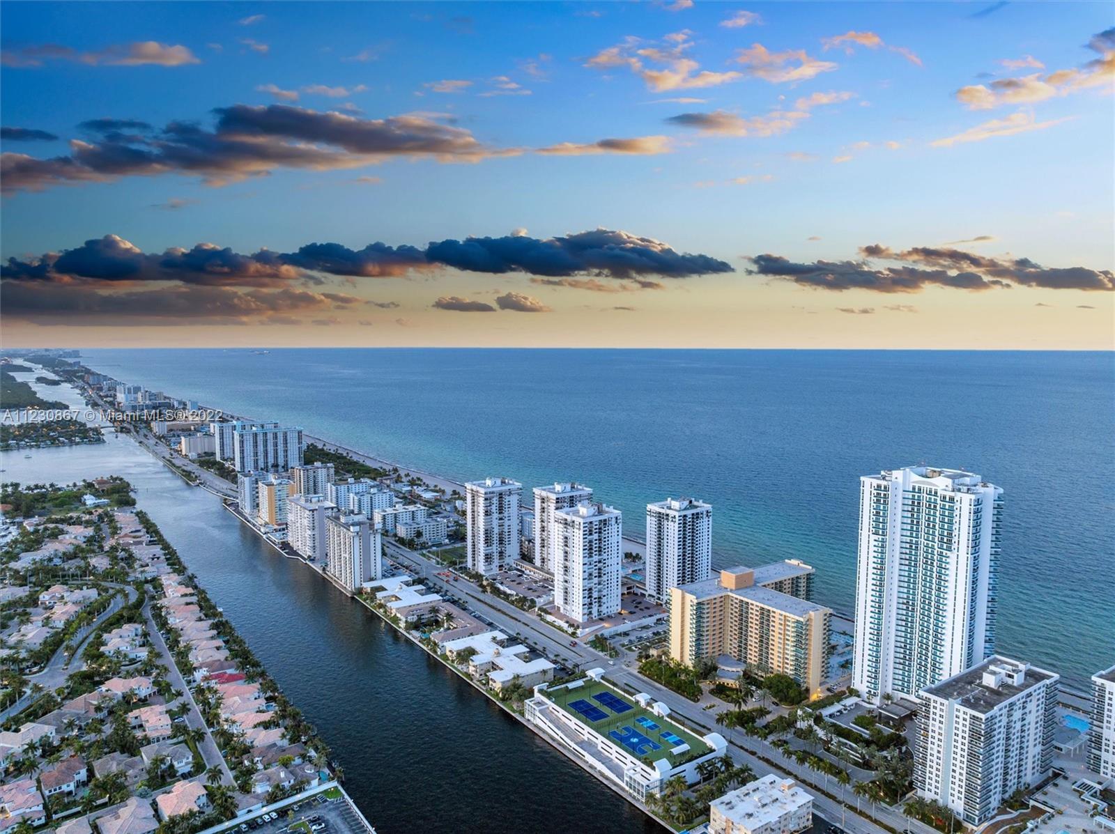 Trump Hollywood - Residential