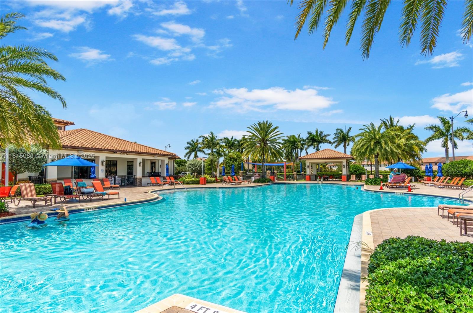 BAYWINDS OF ABACO - Residential