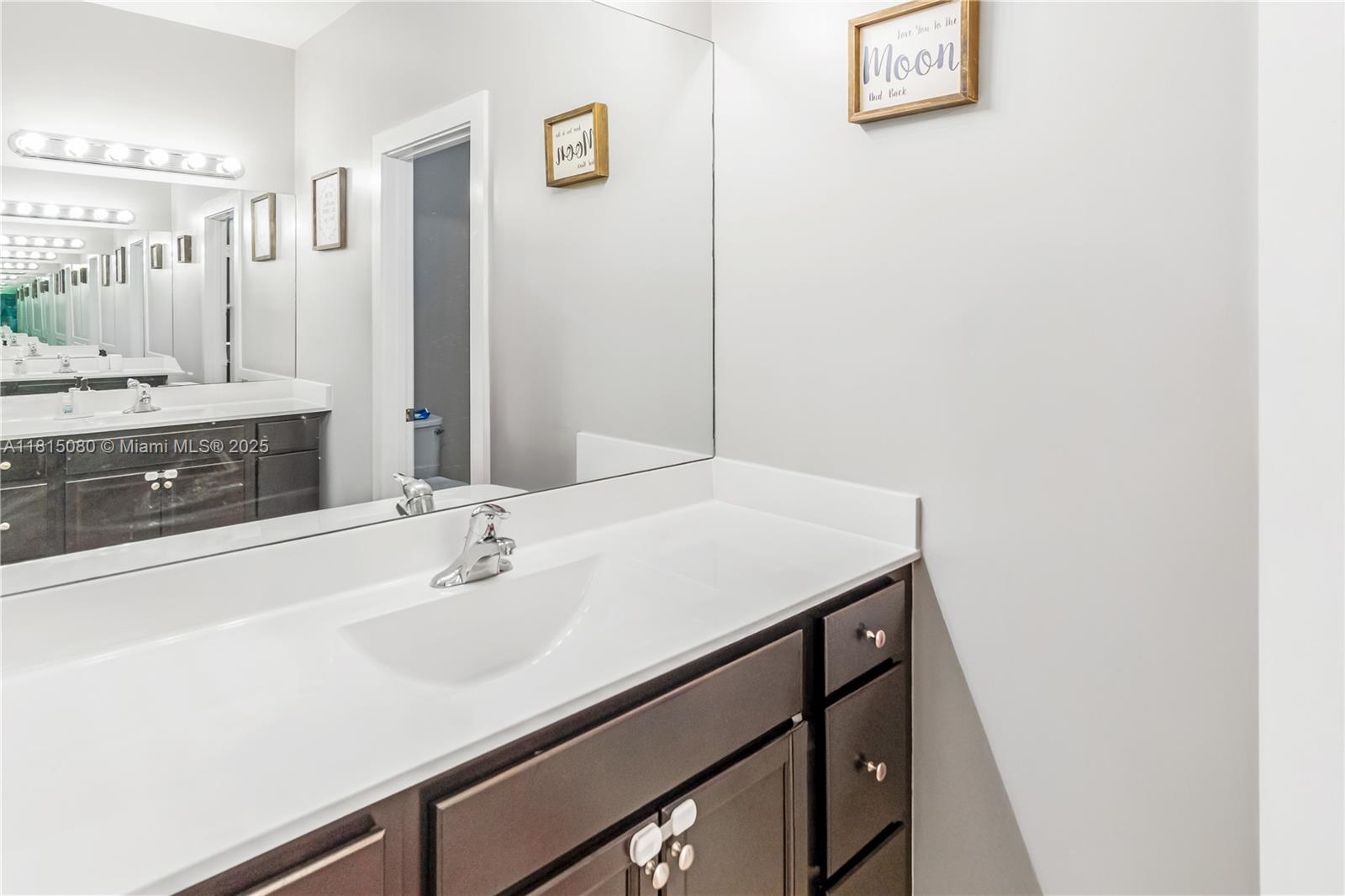 BAYWINDS OF ABACO - Residential