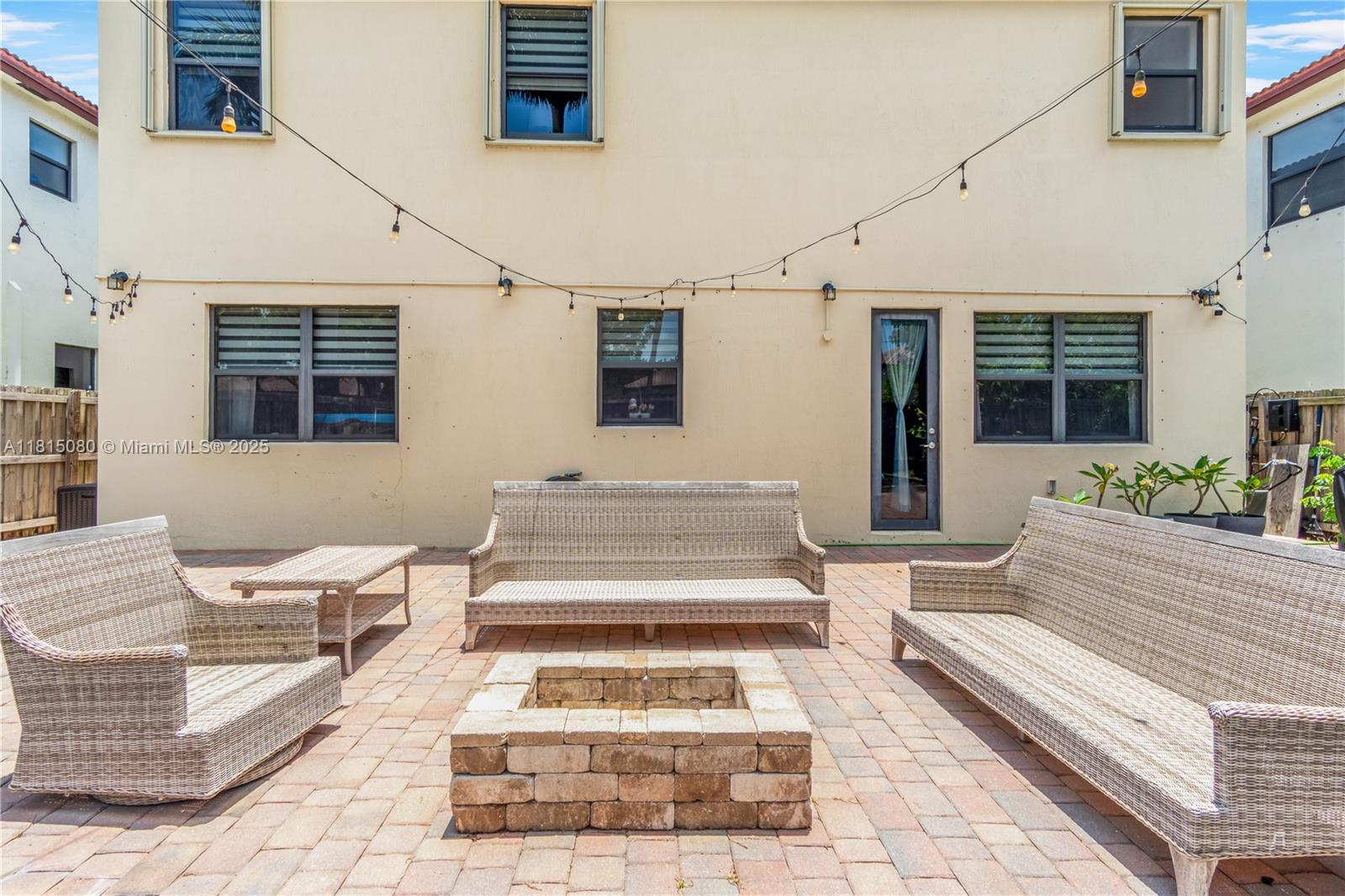 BAYWINDS OF ABACO - Residential