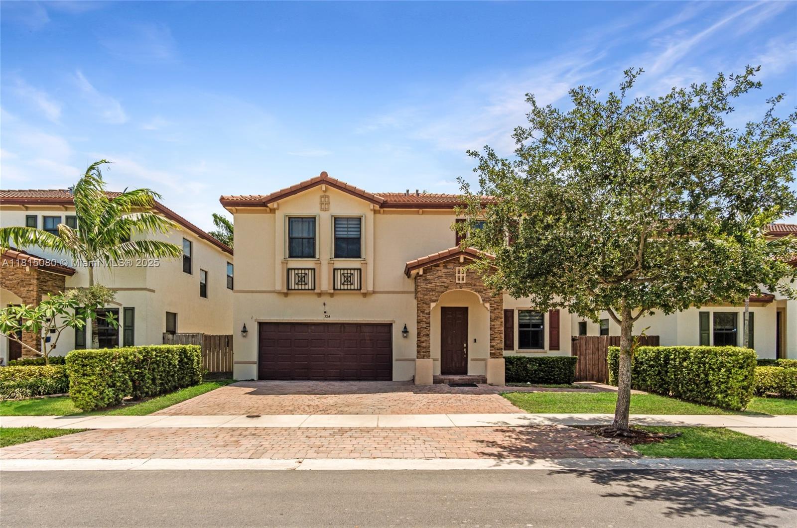 724 Se 37th Ave, Homestead, Miami-Dade County, Florida - 4 Bedrooms  
3 Bathrooms - 