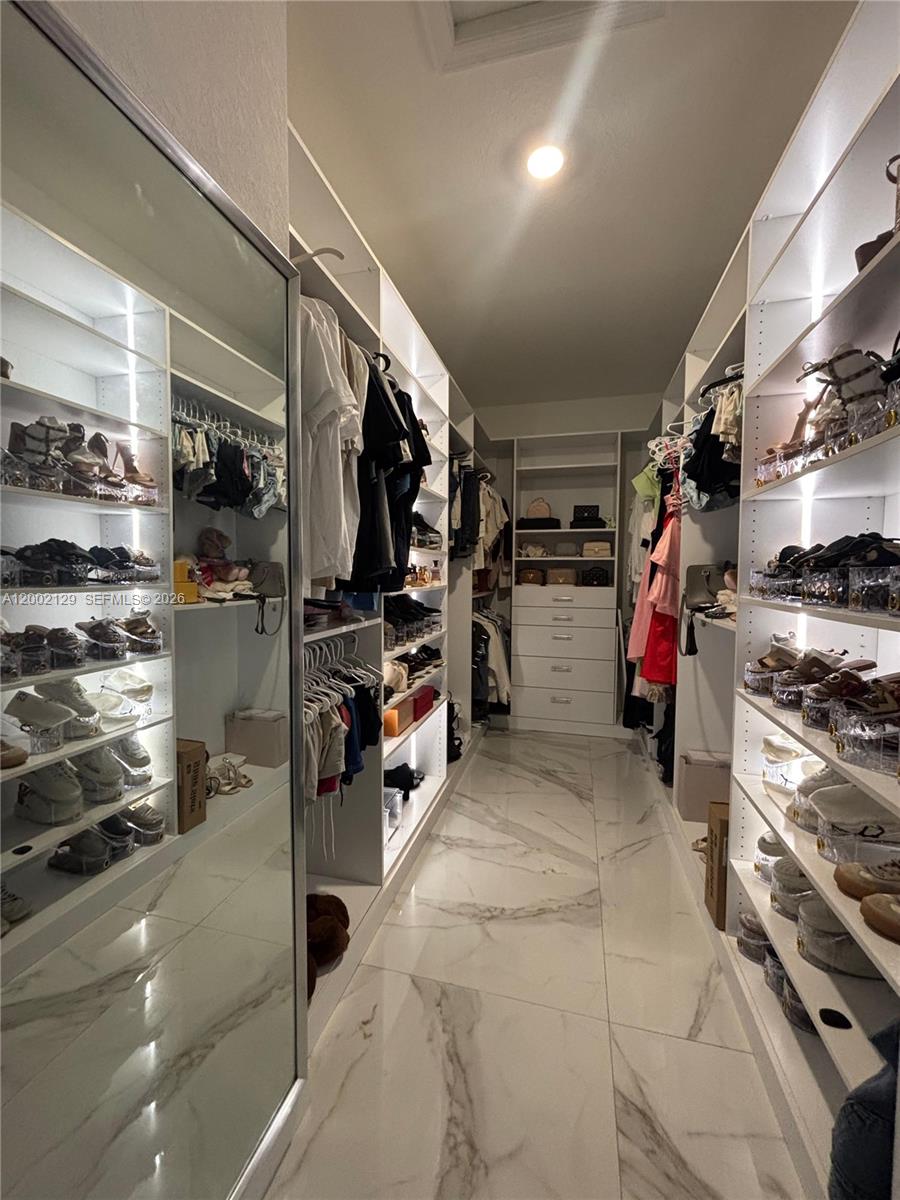 SALERNO COMMUNITY - Residential