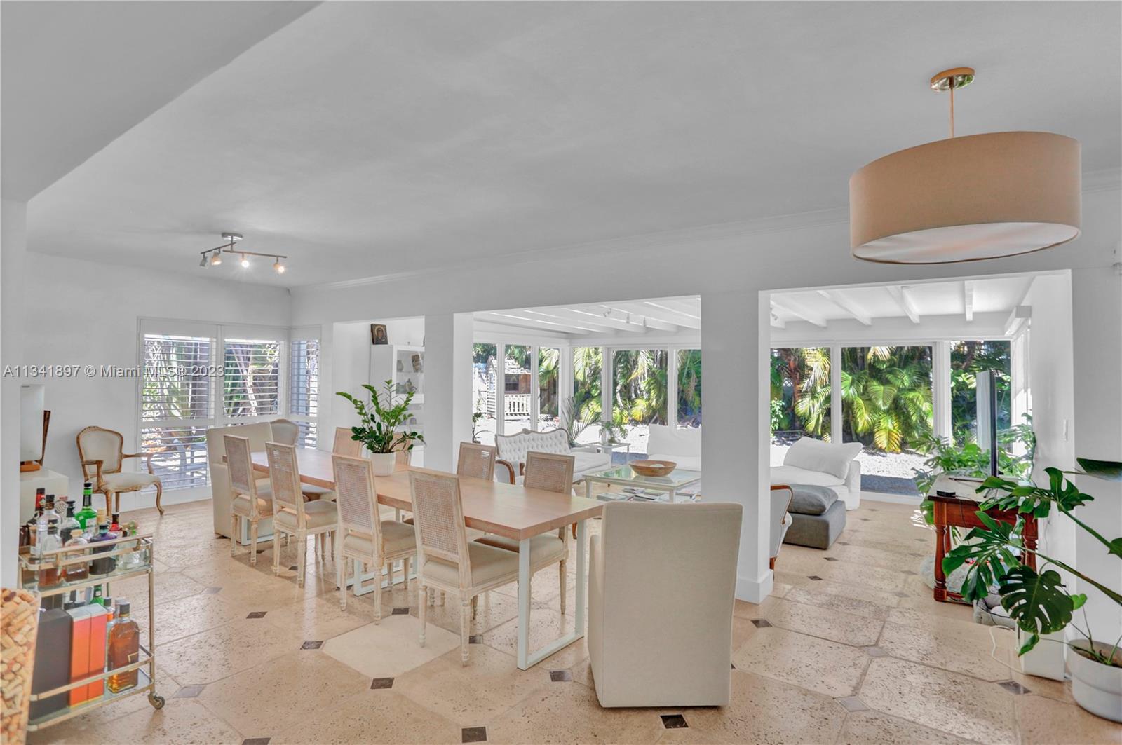 HOLIDAY COLONY - Residential