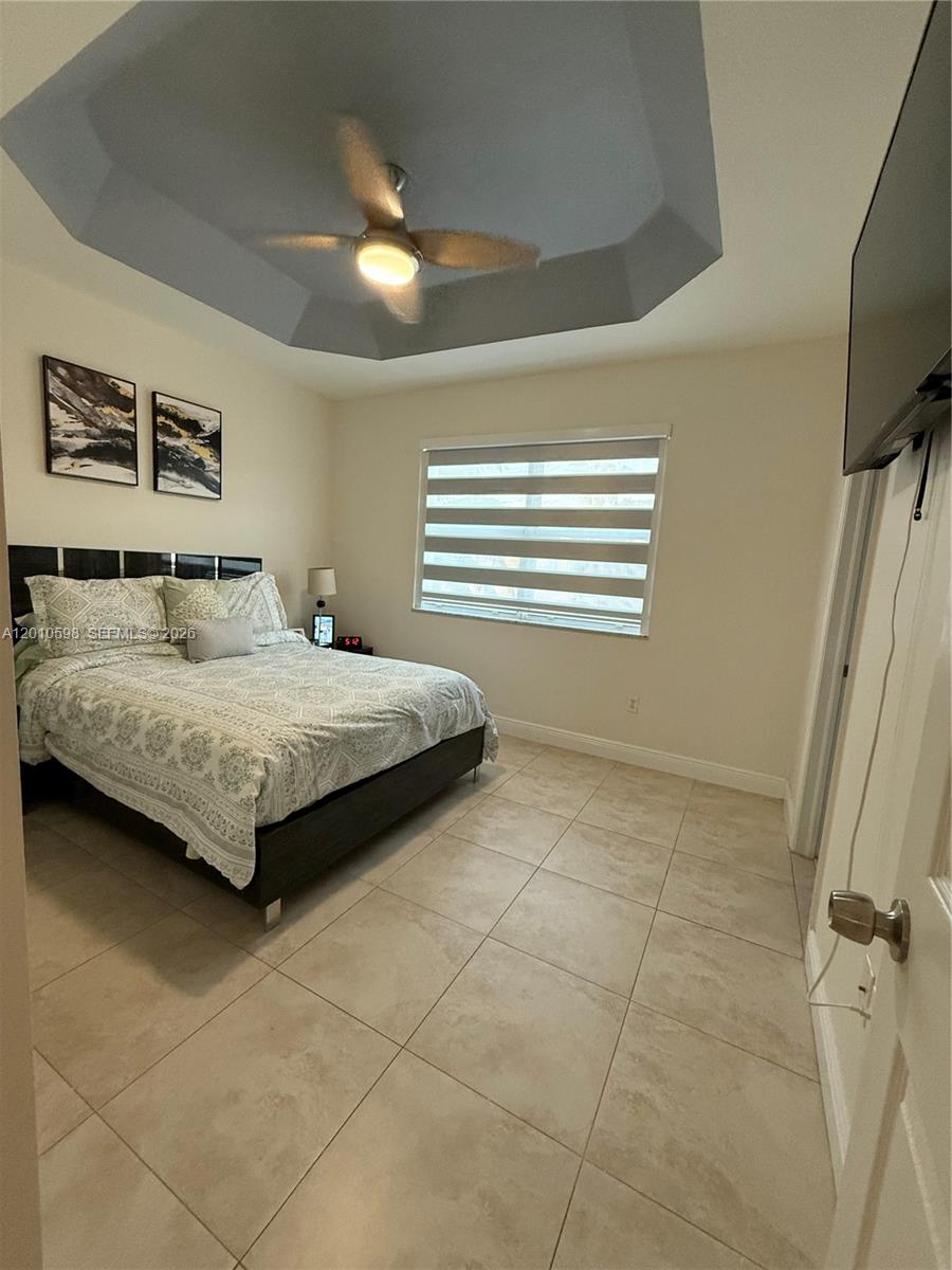 FLORIDIAN ISLES - Residential