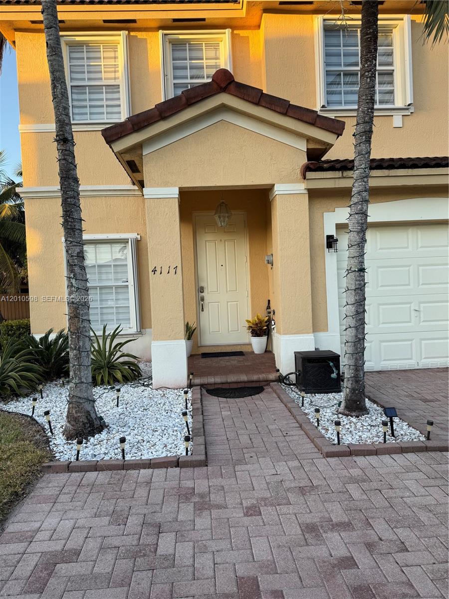 FLORIDIAN ISLES - Residential