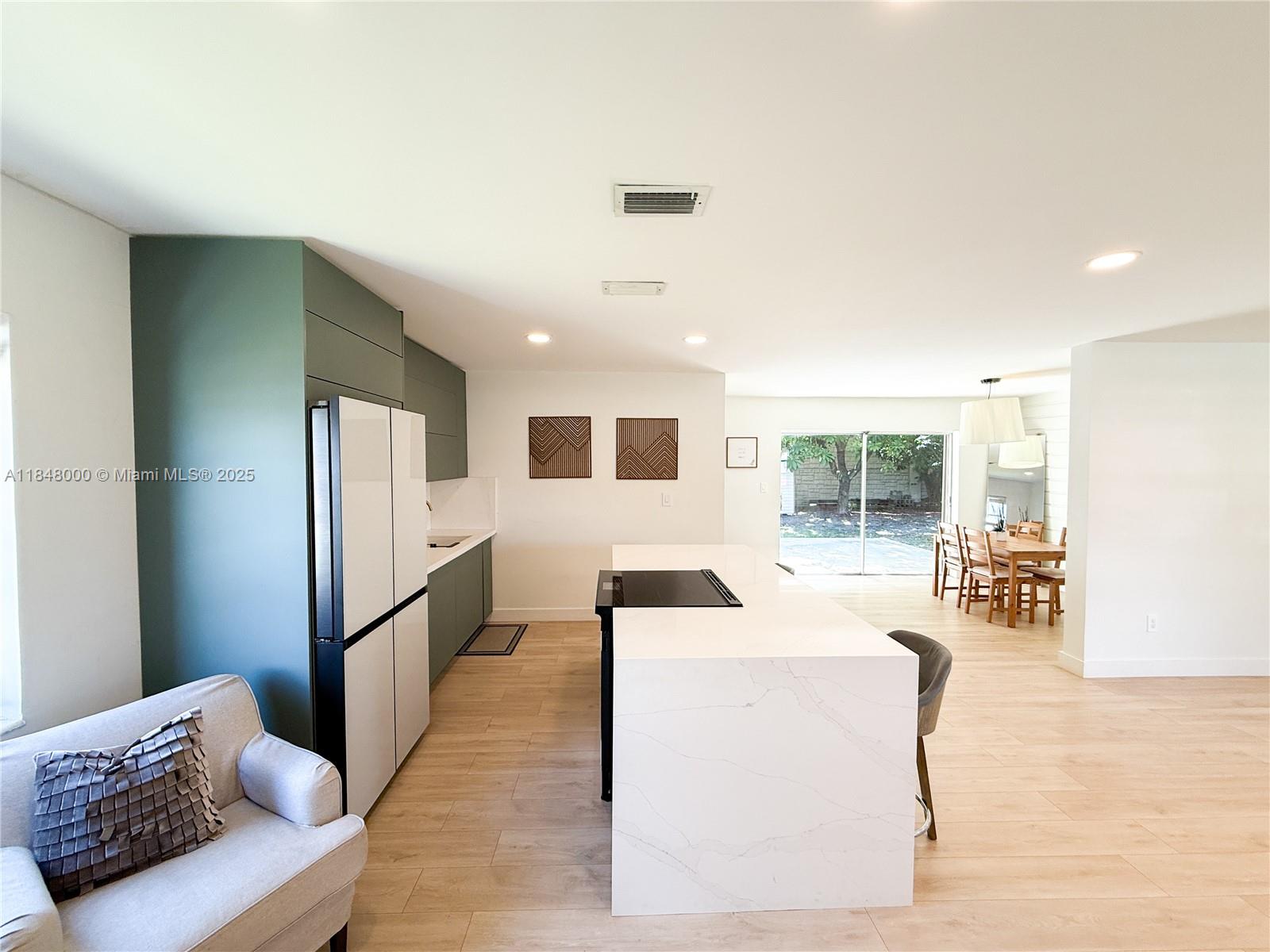 SOUTHERN ESTATES 14TH ADD - Residential