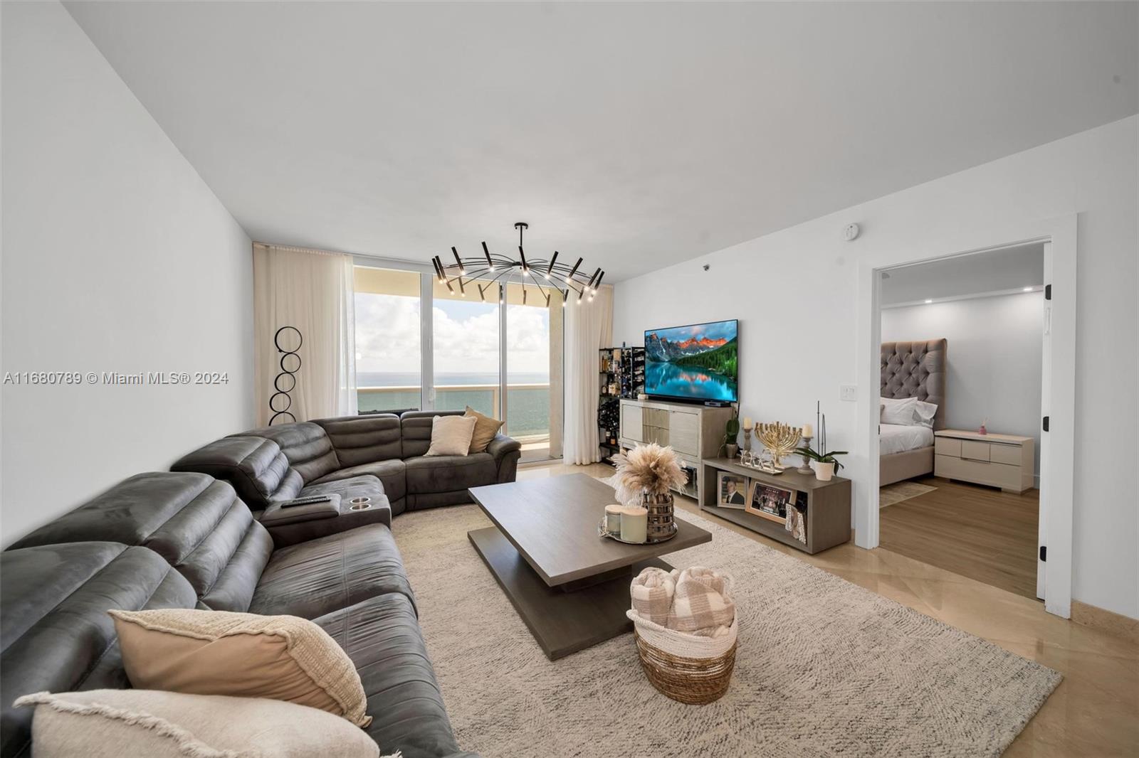 1850 S Ocean Dr 3202, Hallandale Beach, Broward County, Florida - 3 Bedrooms  
3 Bathrooms - 