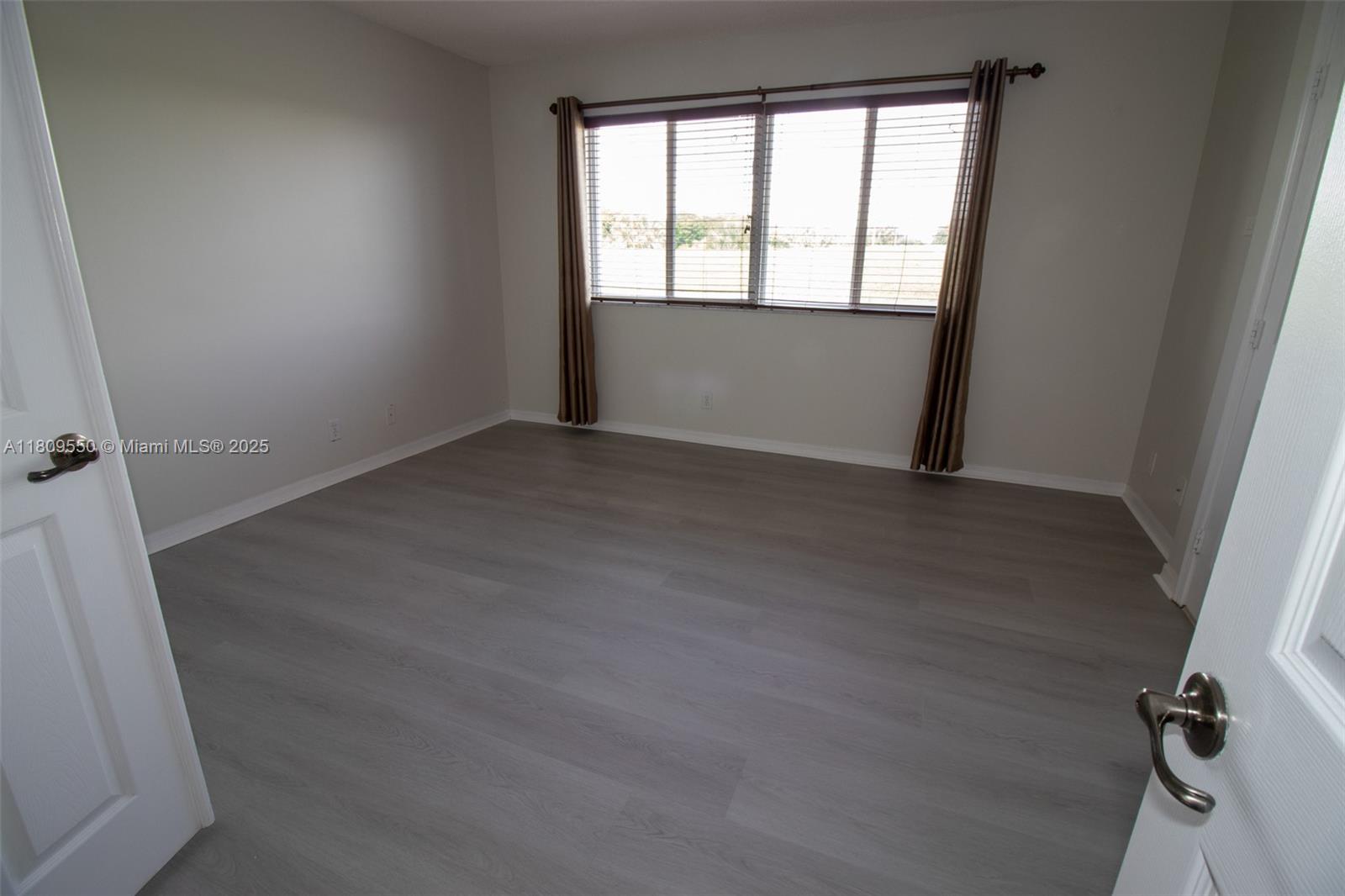 WYNDHAM LAKES NORTH - Residential