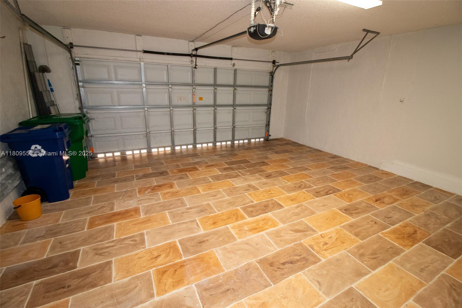 WYNDHAM LAKES NORTH - Residential