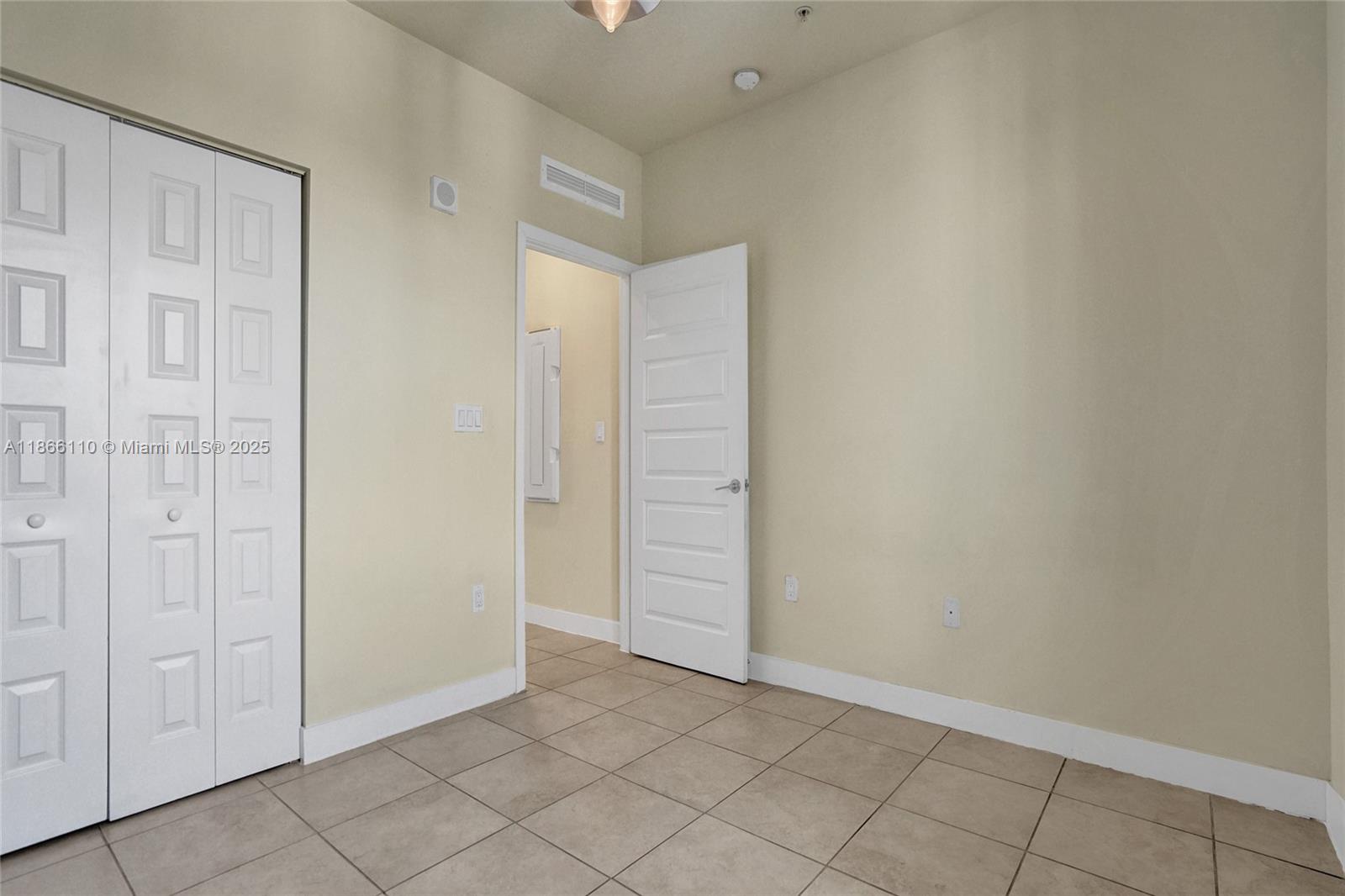 URBANA AT THE RESIDENCES - Residential